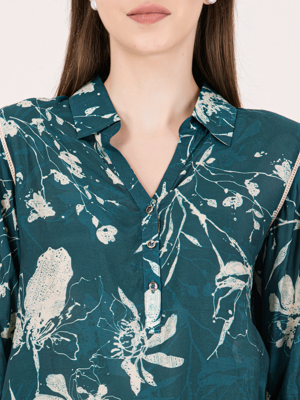 Albion Women Green Smart Top
