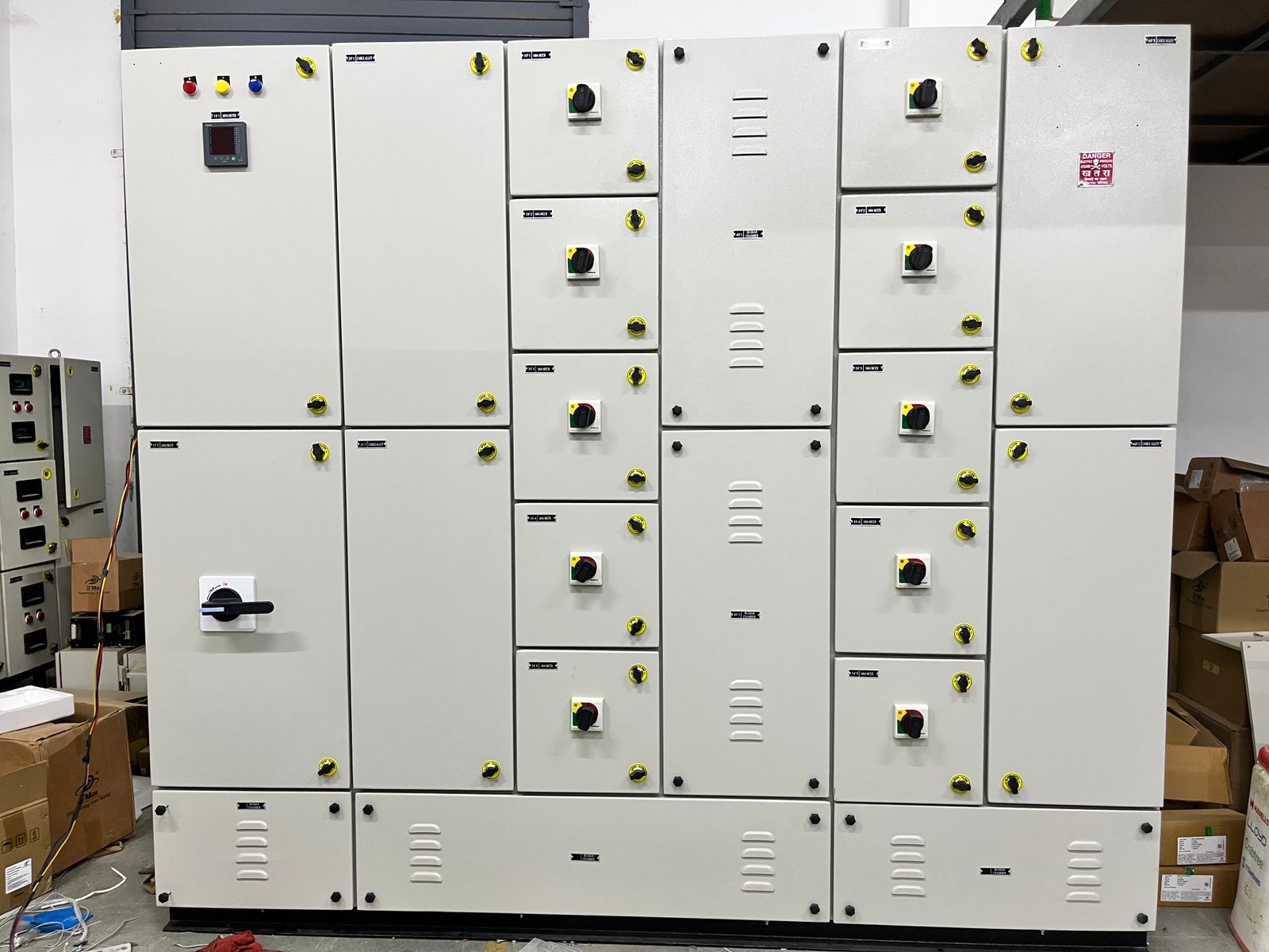 6858 (D'MAK Power Distribution Panel- D'MAK/2021-22/6858)