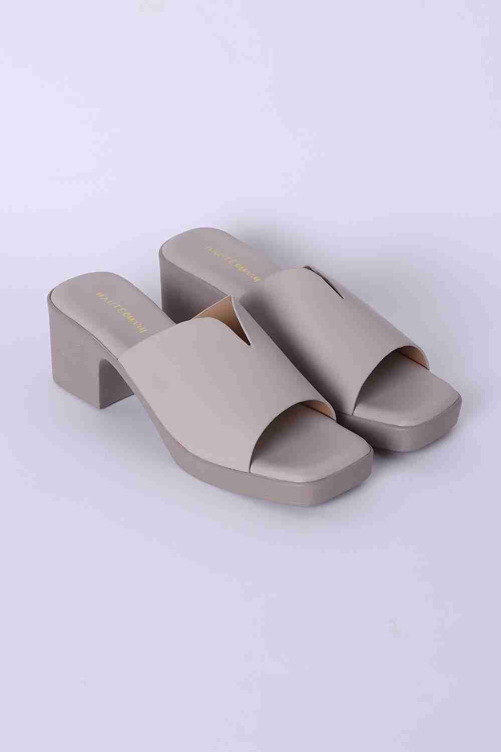 PU Slip-On Women's Casual Wear Sandals