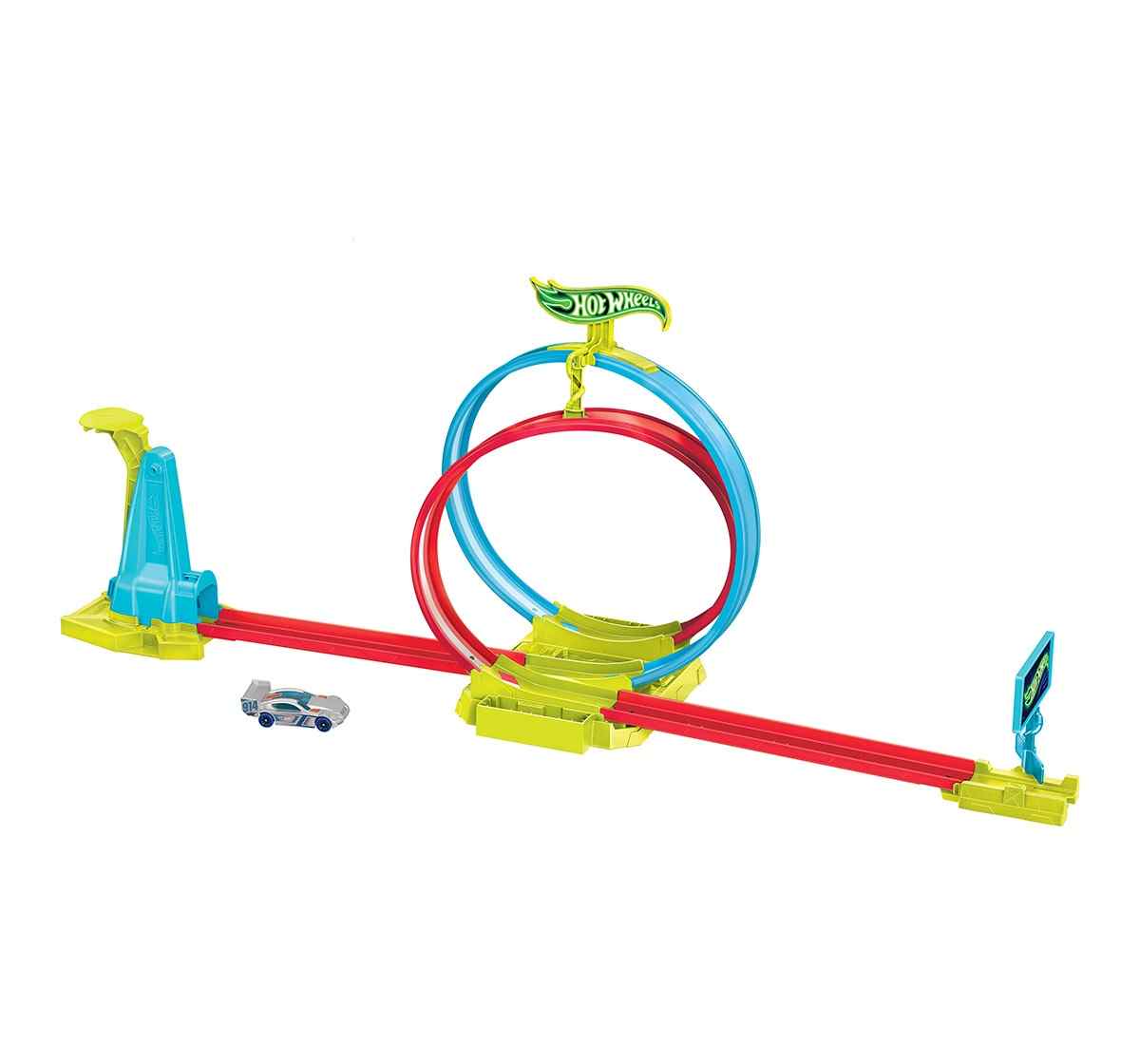 https://cdn.fynd.com/v2/falling-surf-7c8bb8/fyprod/wrkr/products/pictures/item/free/original/hot-wheels/494229831/4/QgfJNOomOdH-494229831-4.jpg