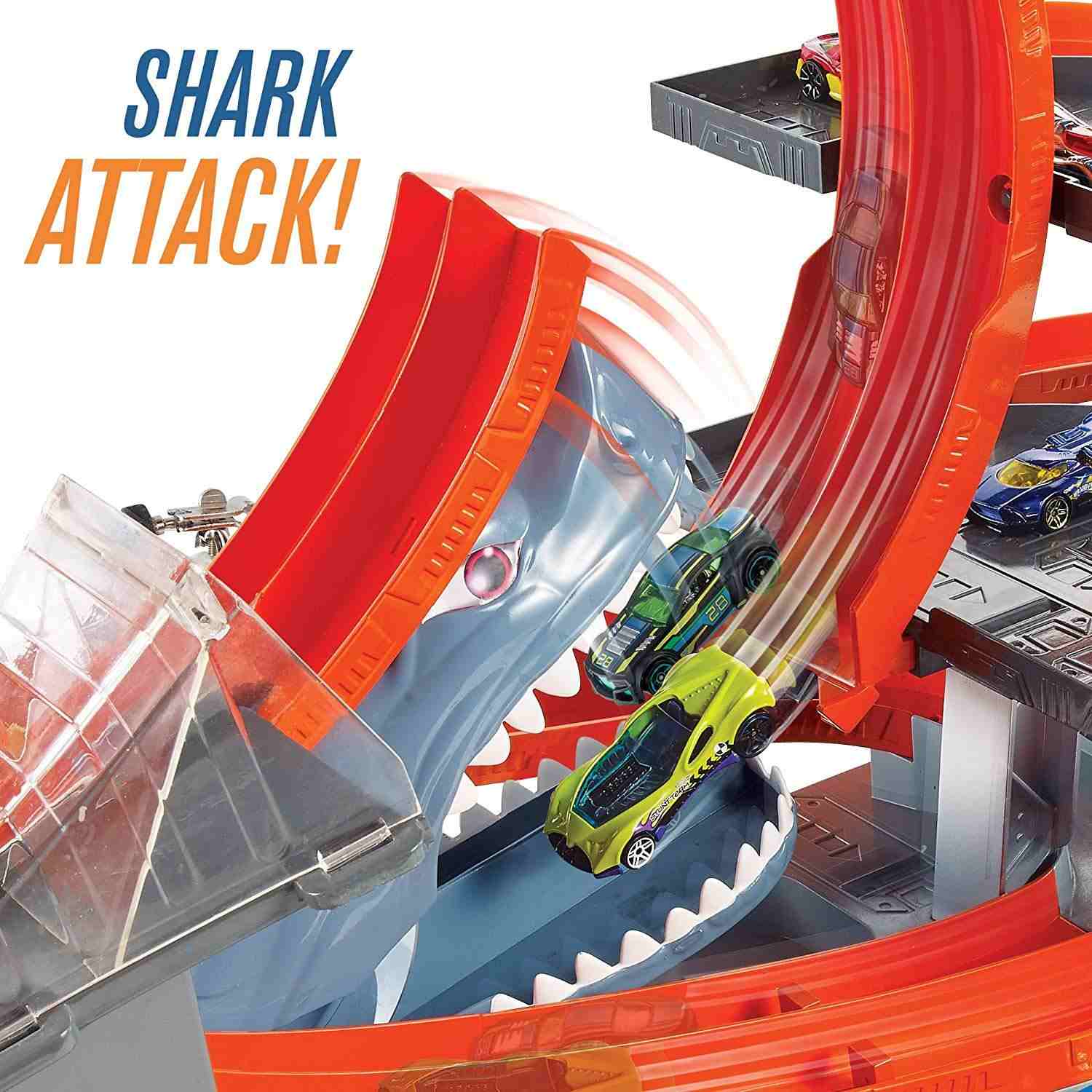 https://cdn.fynd.com/v2/falling-surf-7c8bb8/fyprod/wrkr/products/pictures/item/free/original/hot-wheels/CMP80/6/DCHraGhl-3-887939_7.jpg