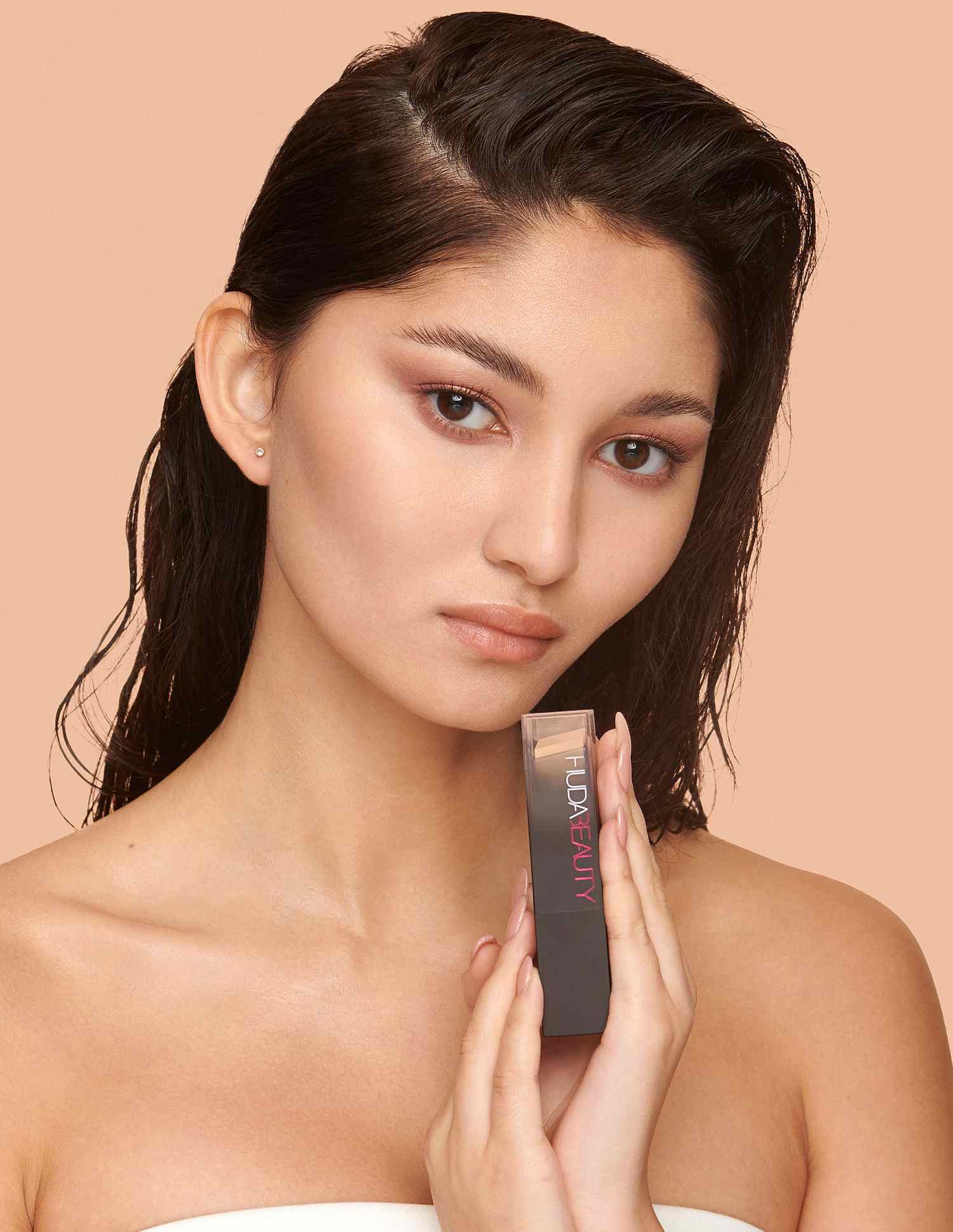 #FauxFilter Skin Finish Buildable Coverage Foundation Stick • Panna ...