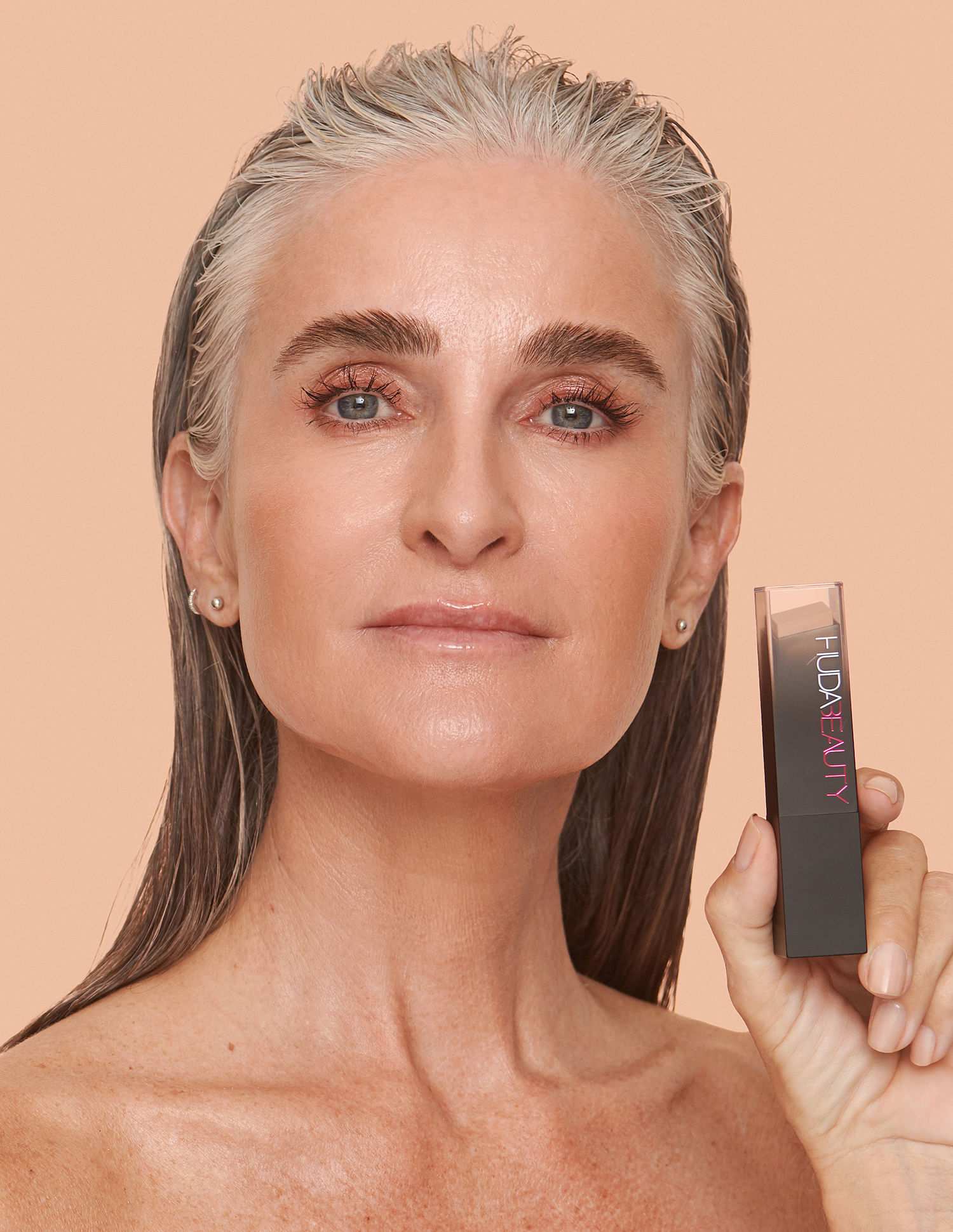 #FauxFilter Skin Finish Buildable Coverage Foundation Stick • Cheesecake 250G