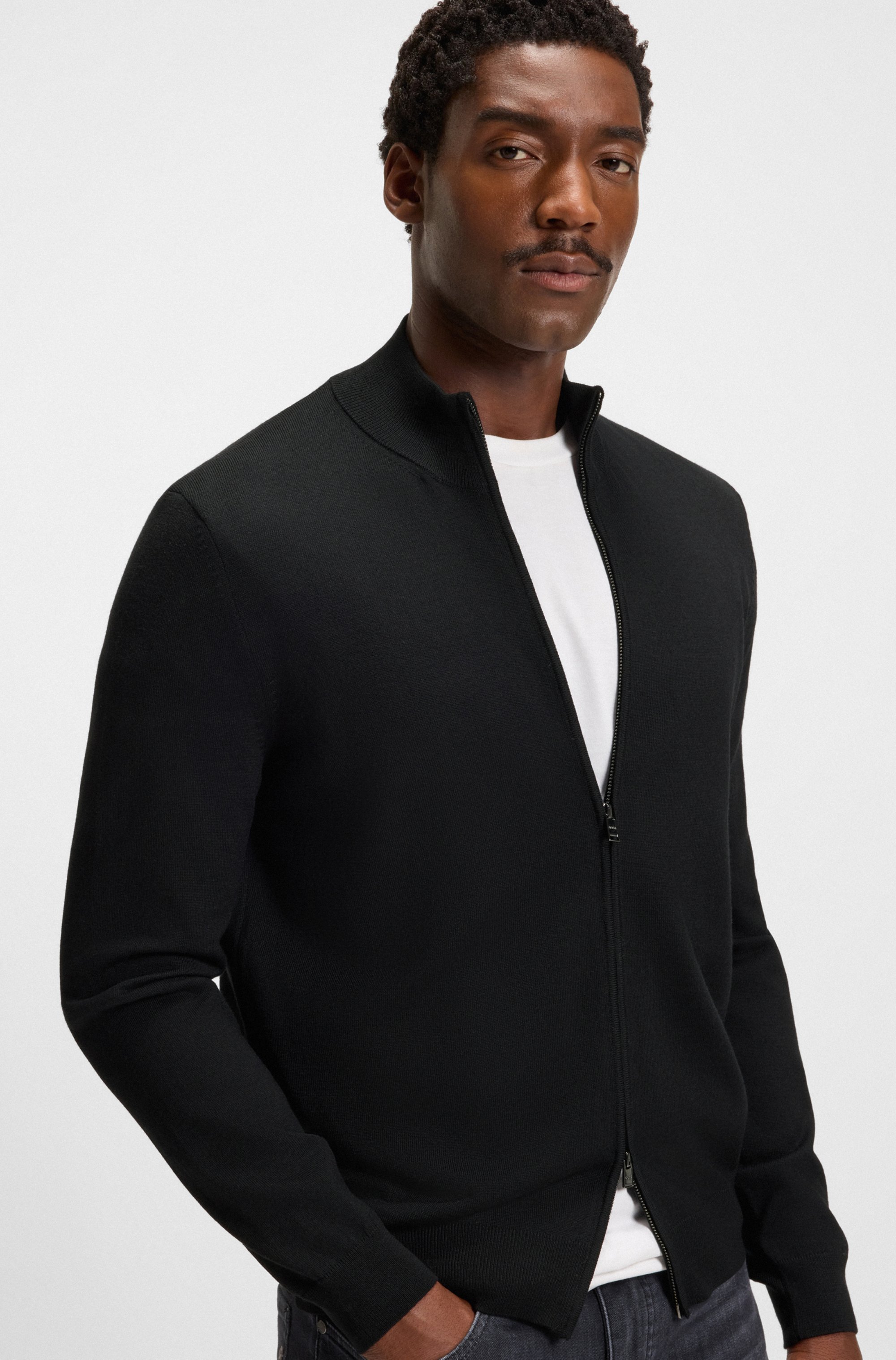 Zip-up knitted cardigan in virgin wool