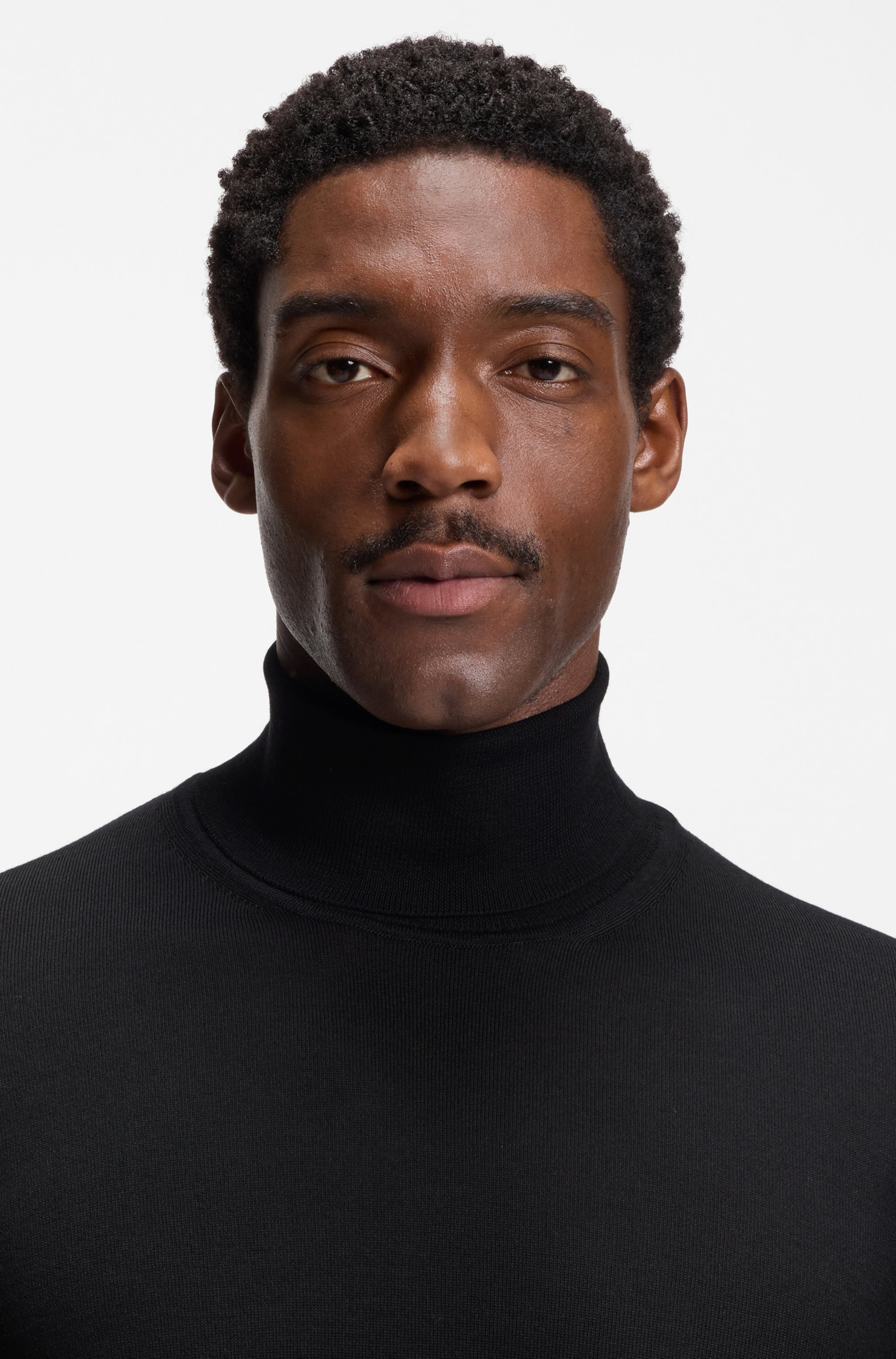 Slim-fit rollneck sweater in extra-fine merino wool