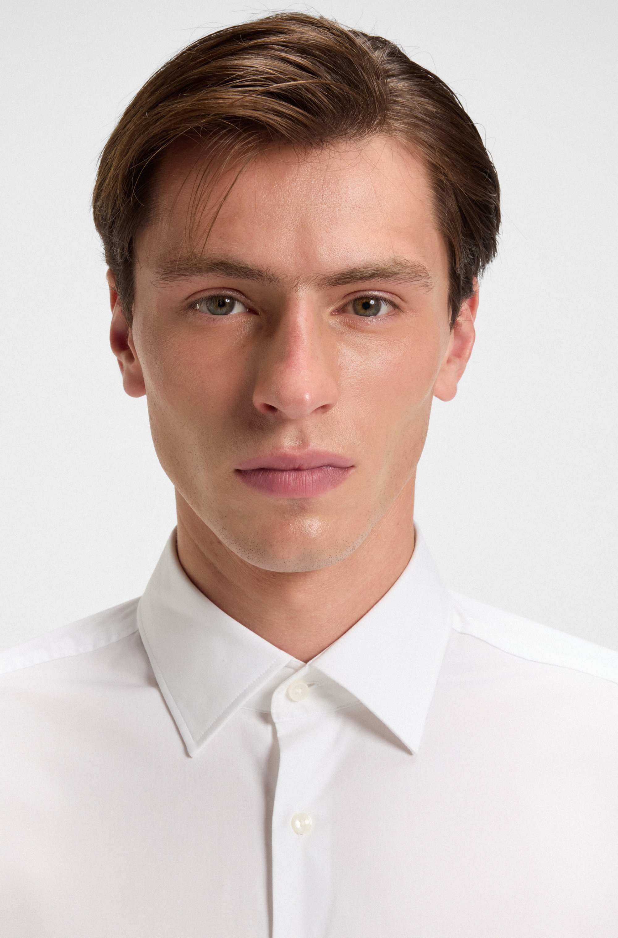 Slim-fit shirt in easy-iron stretch-cotton poplin