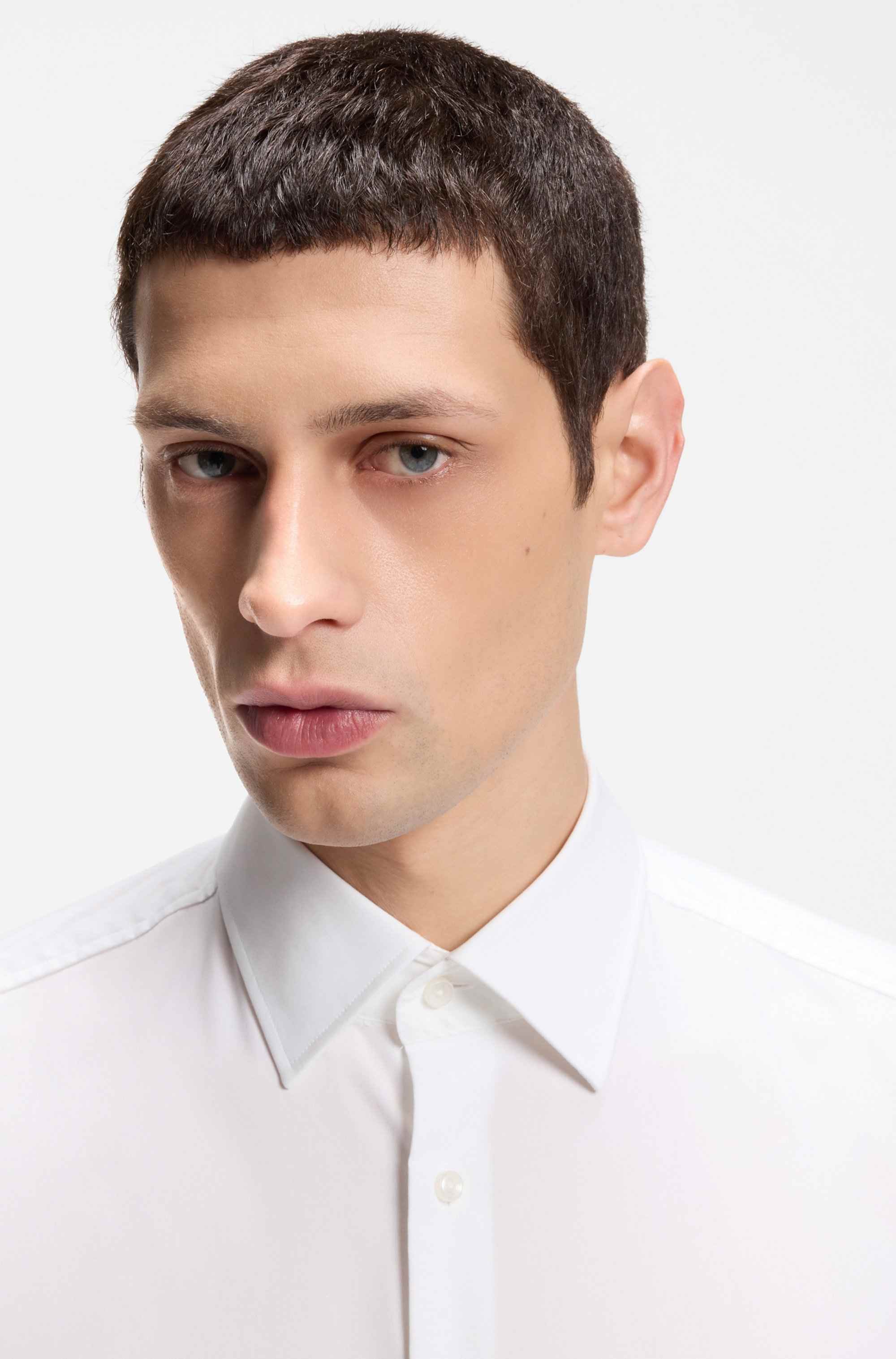 Slim-fit shirt in easy-iron stretch-cotton poplin