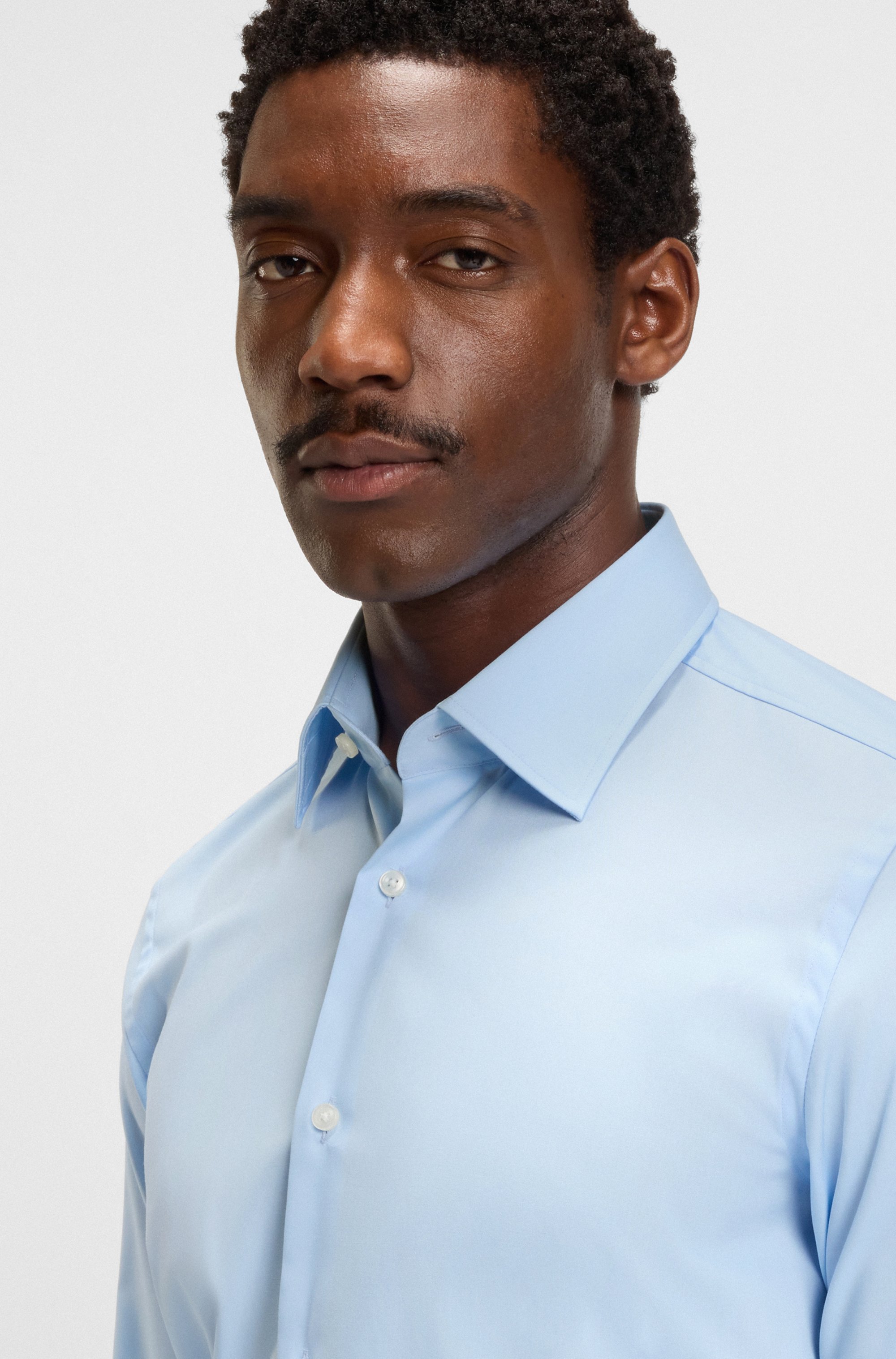 Slim-fit shirt in easy-iron stretch-cotton poplin