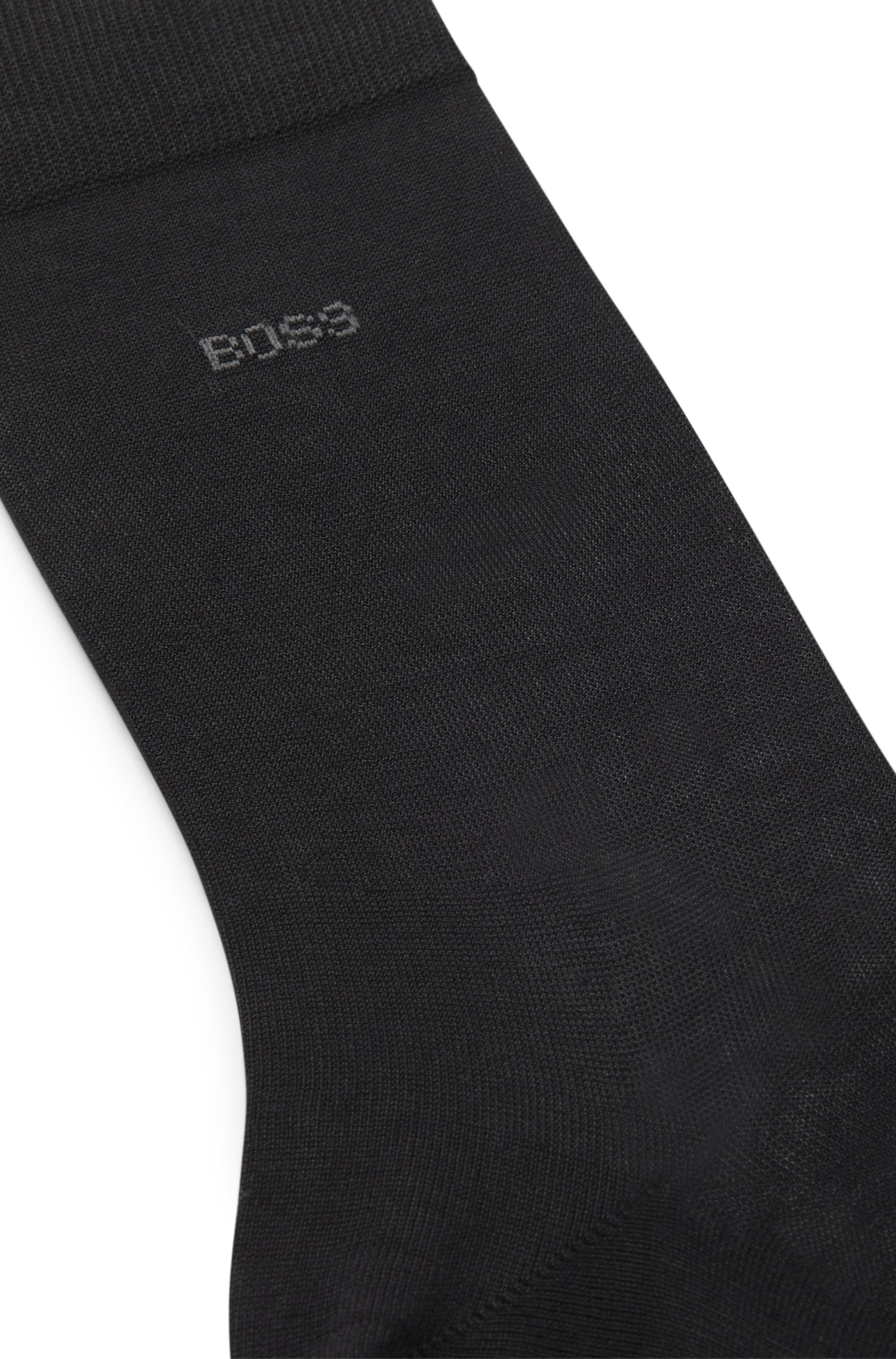 Regular-length logo socks in mercerised Egyptian cotton