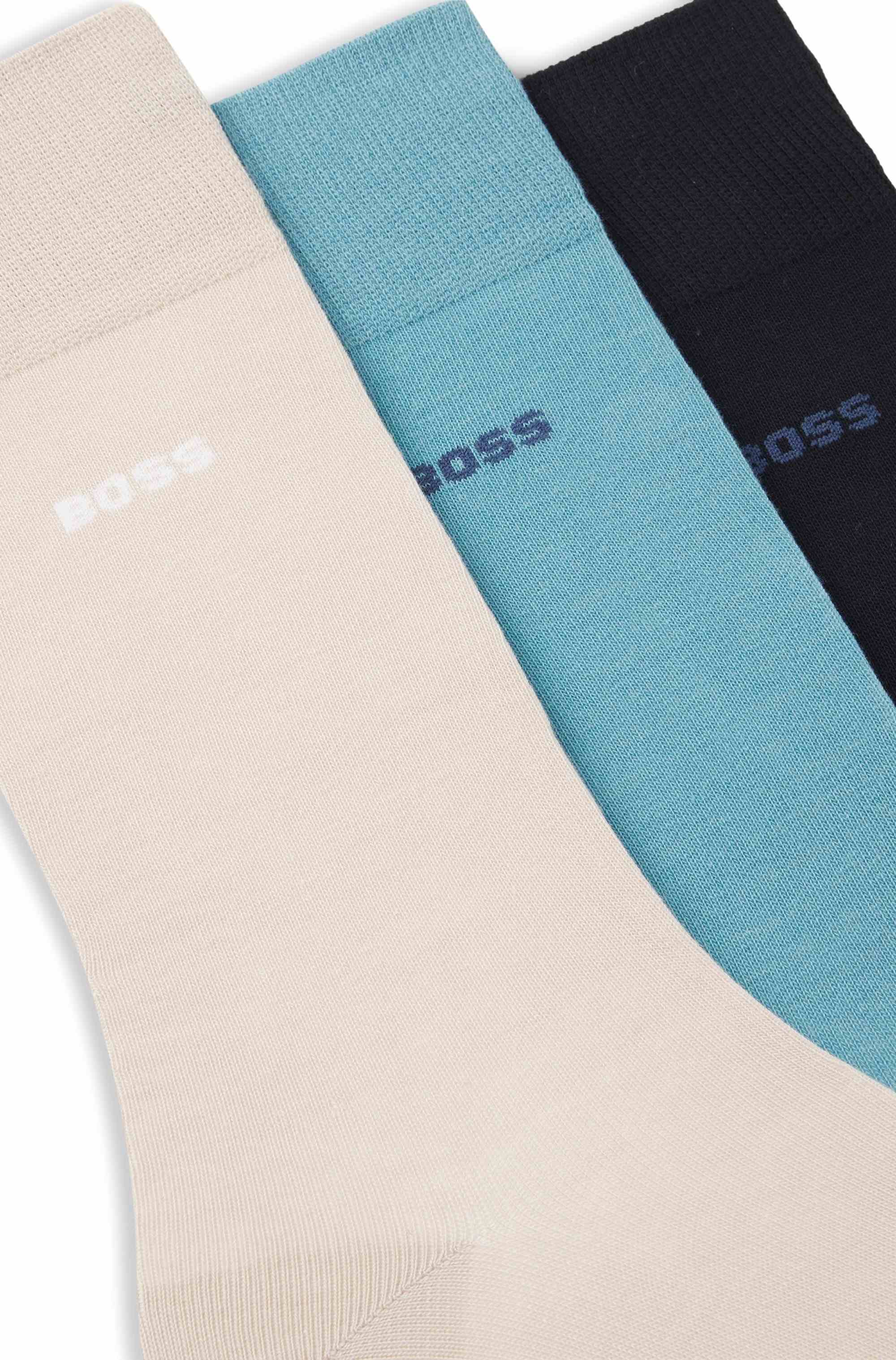 Three-pack of regular-length socks in stretch fabric