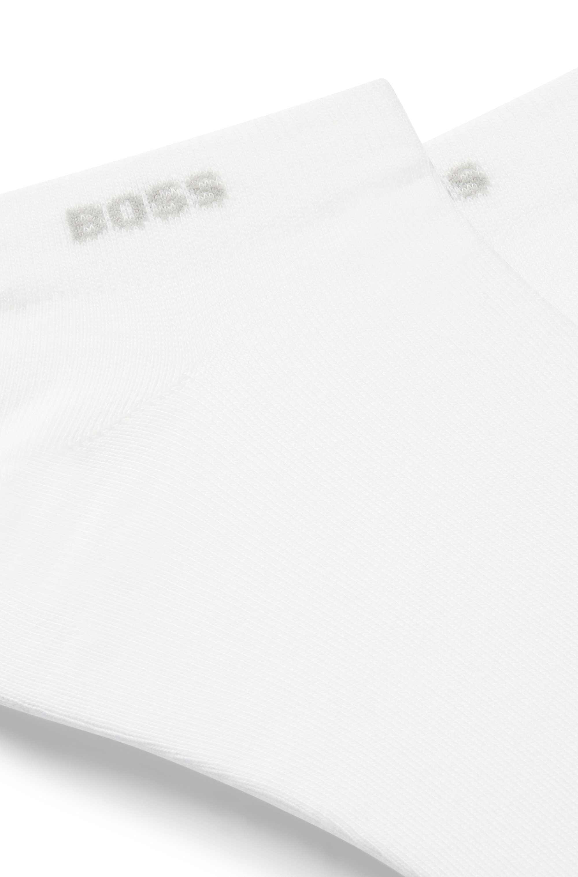 Two-pack of ankle-length socks in stretch fabric