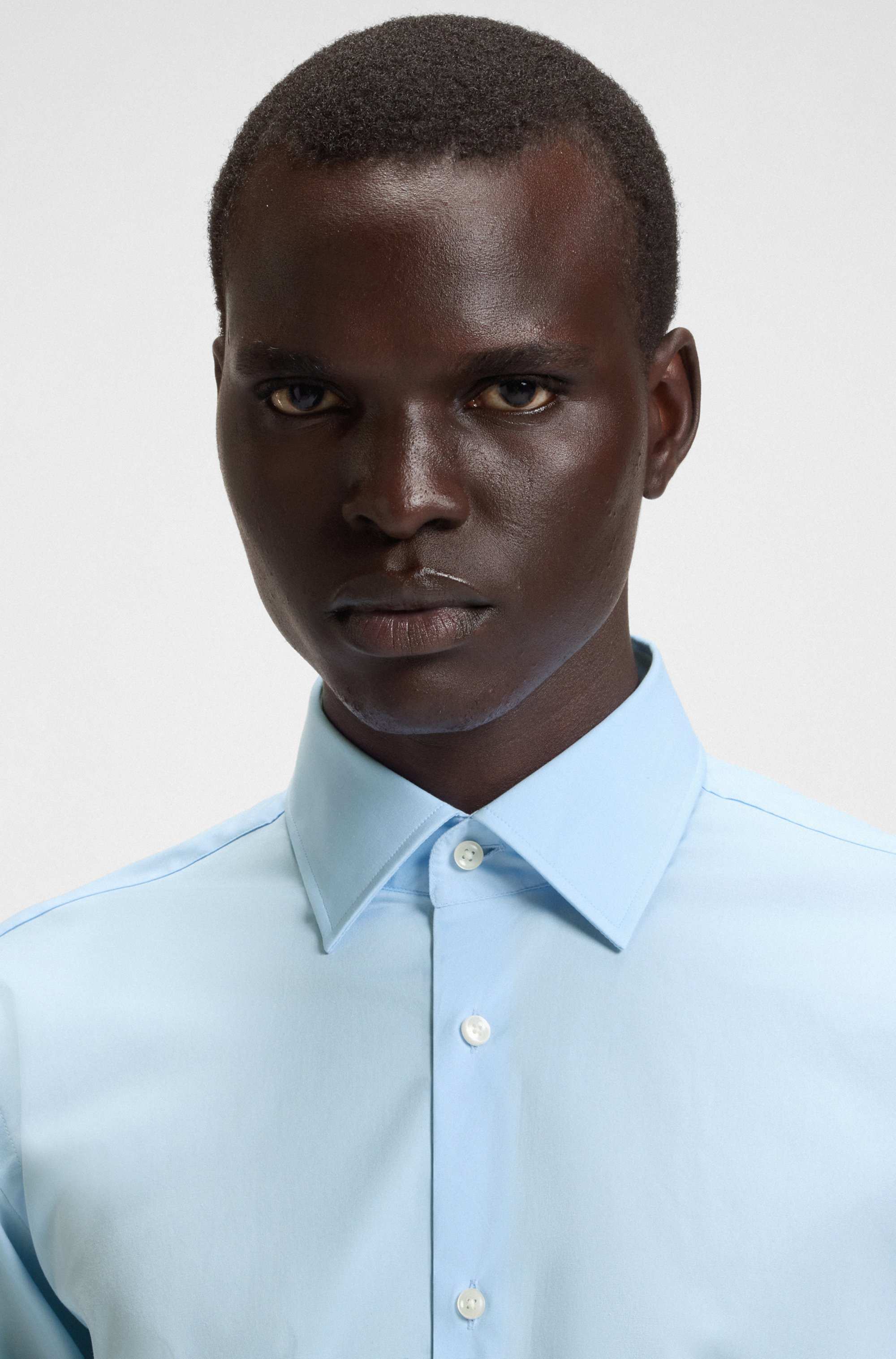 Regular-fit shirt in easy-iron stretch-cotton poplin