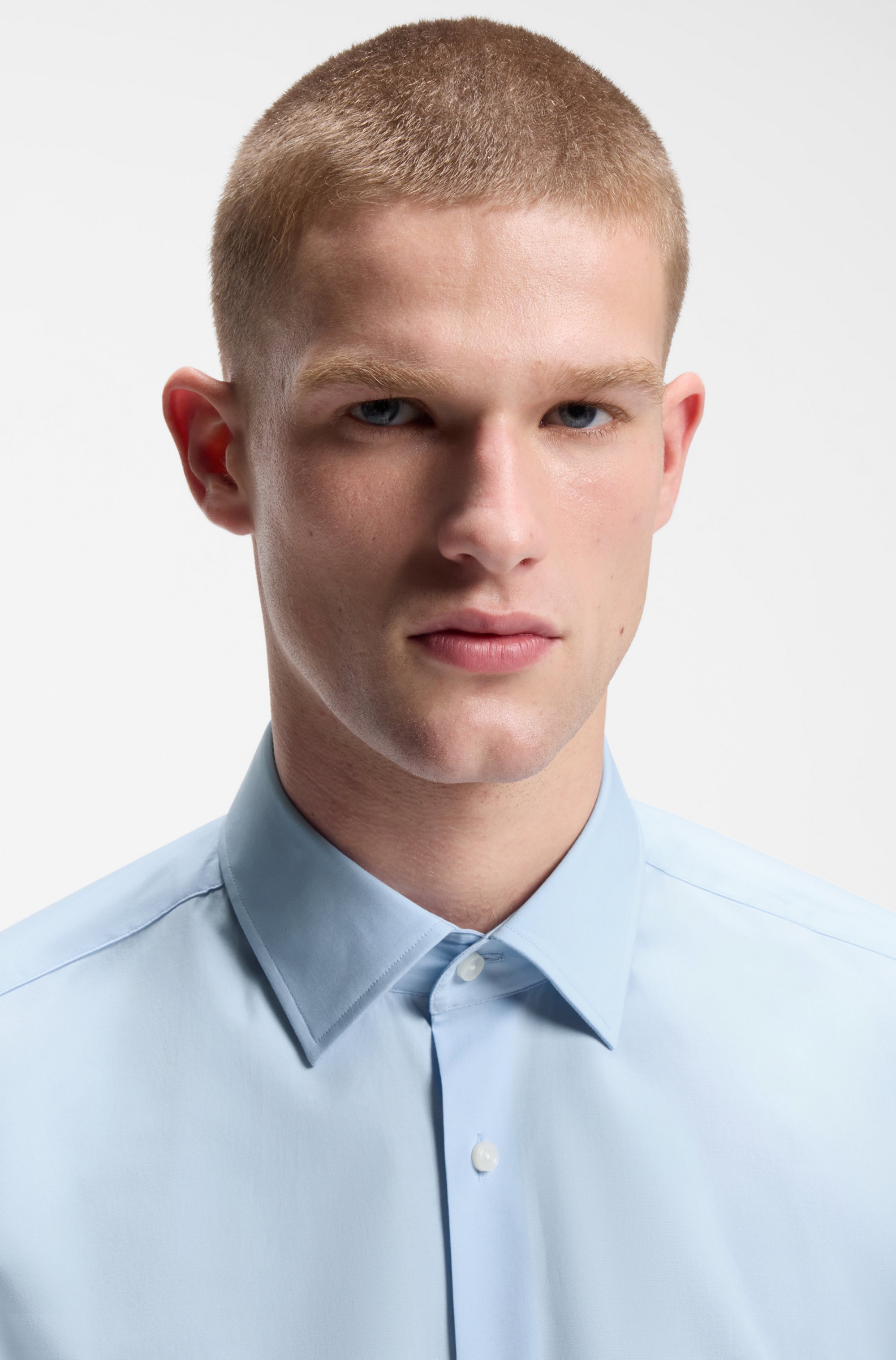 Regular-fit shirt in easy-iron stretch-cotton poplin