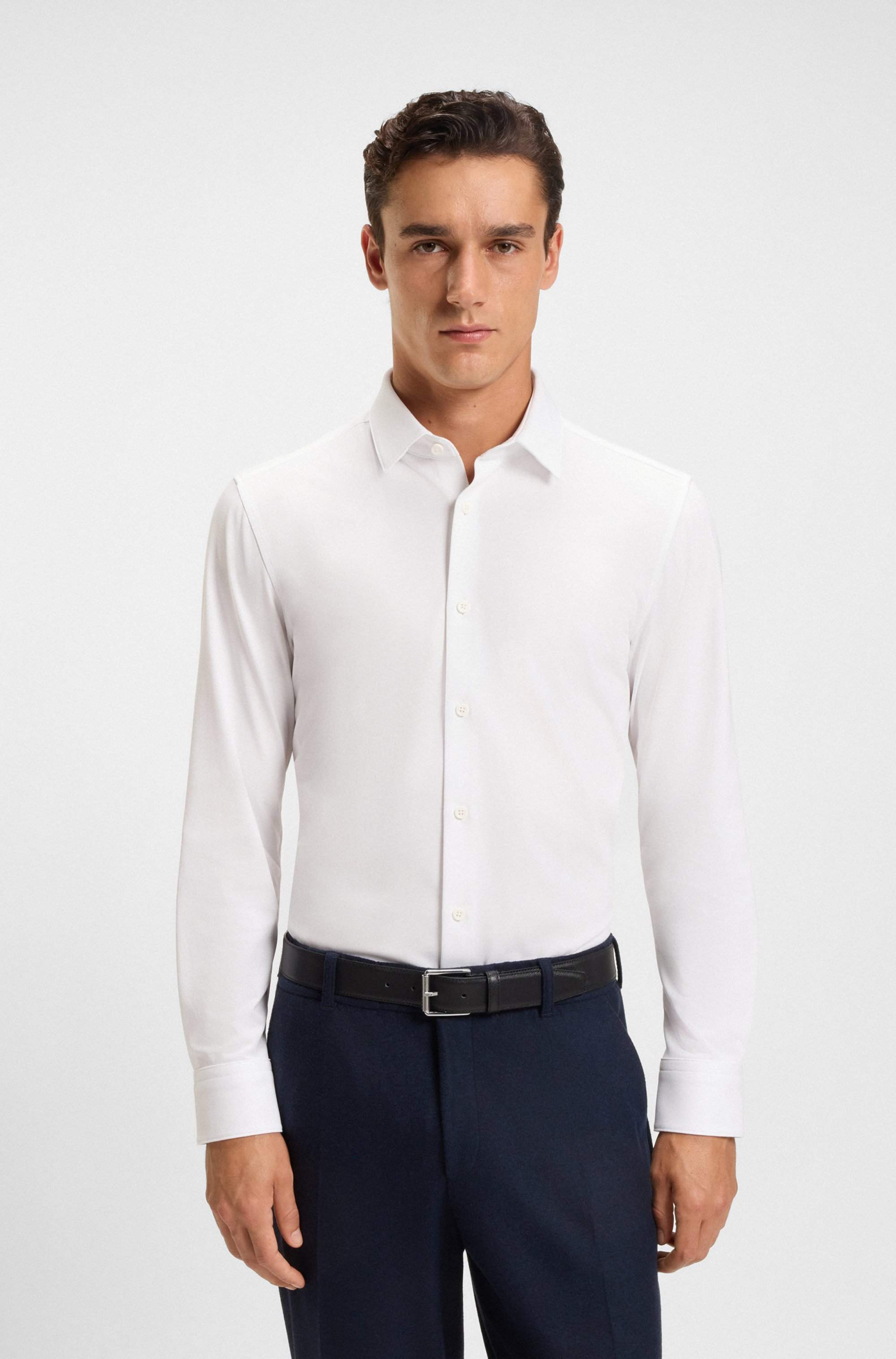 Slim-fit shirt in a performance-stretch cotton blend