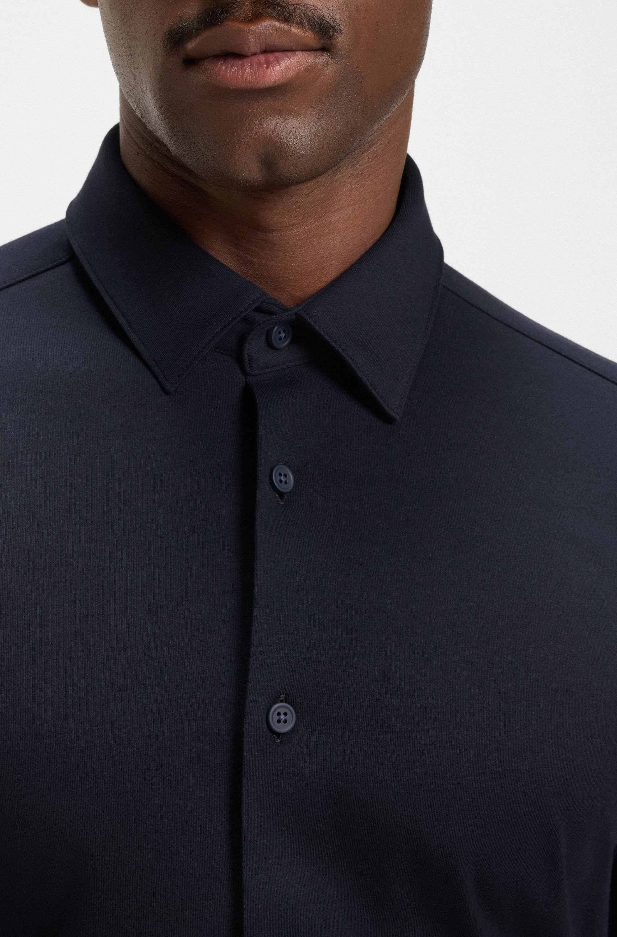 Slim-fit shirt in a performance-stretch cotton blend