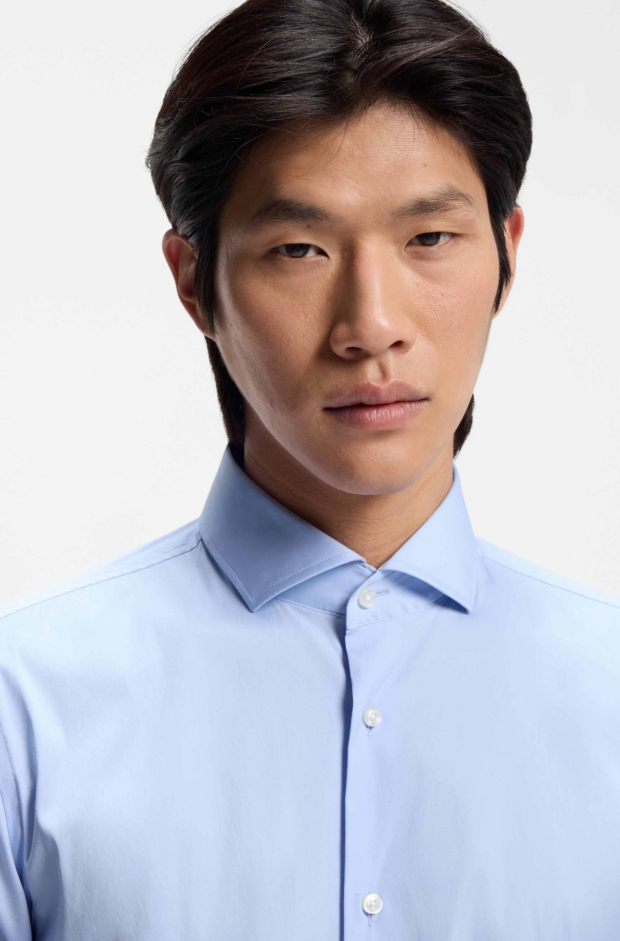 Slim-fit shirt in easy-iron cotton-blend poplin