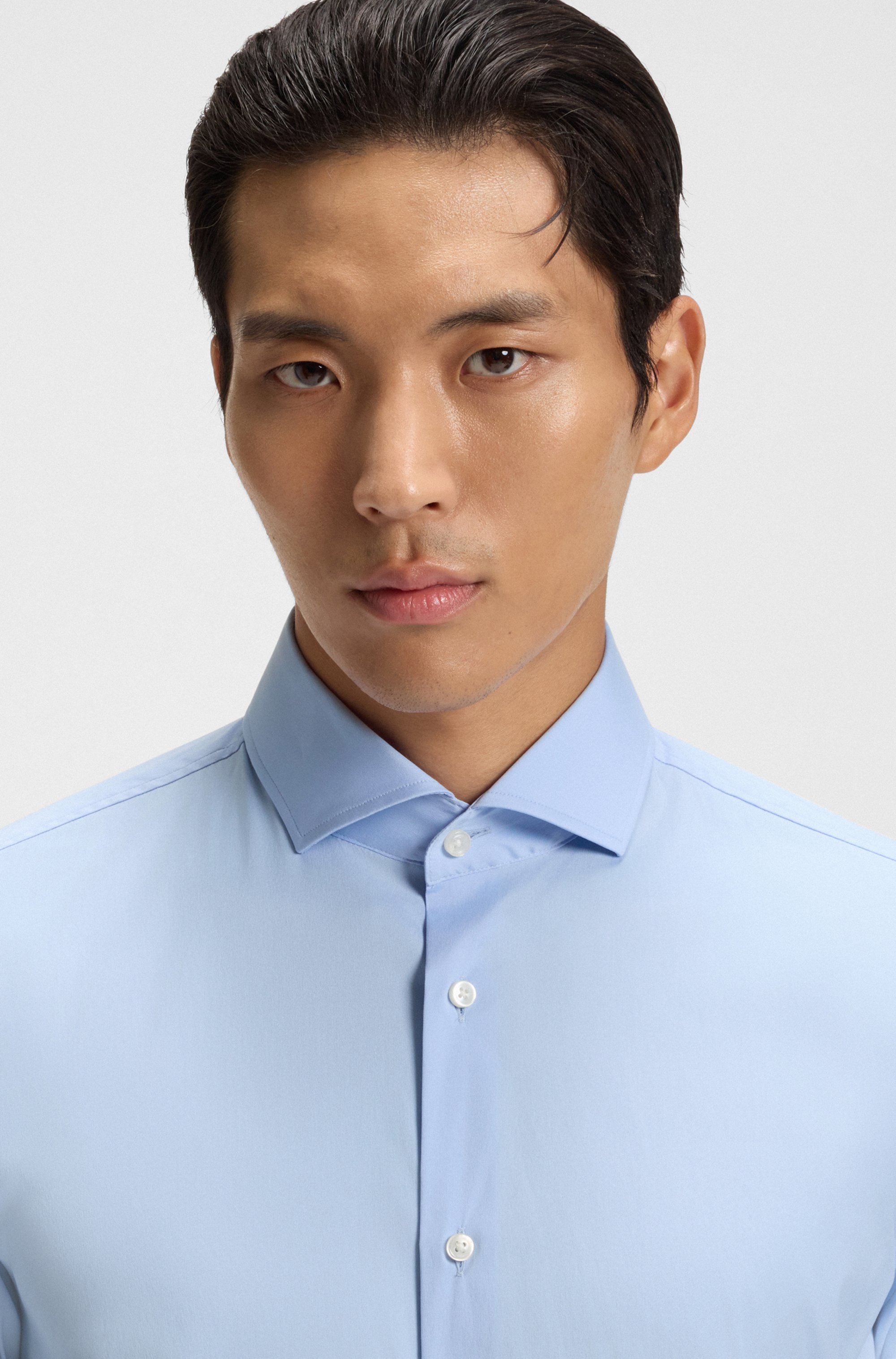 Slim-fit shirt in easy-iron cotton-blend poplin