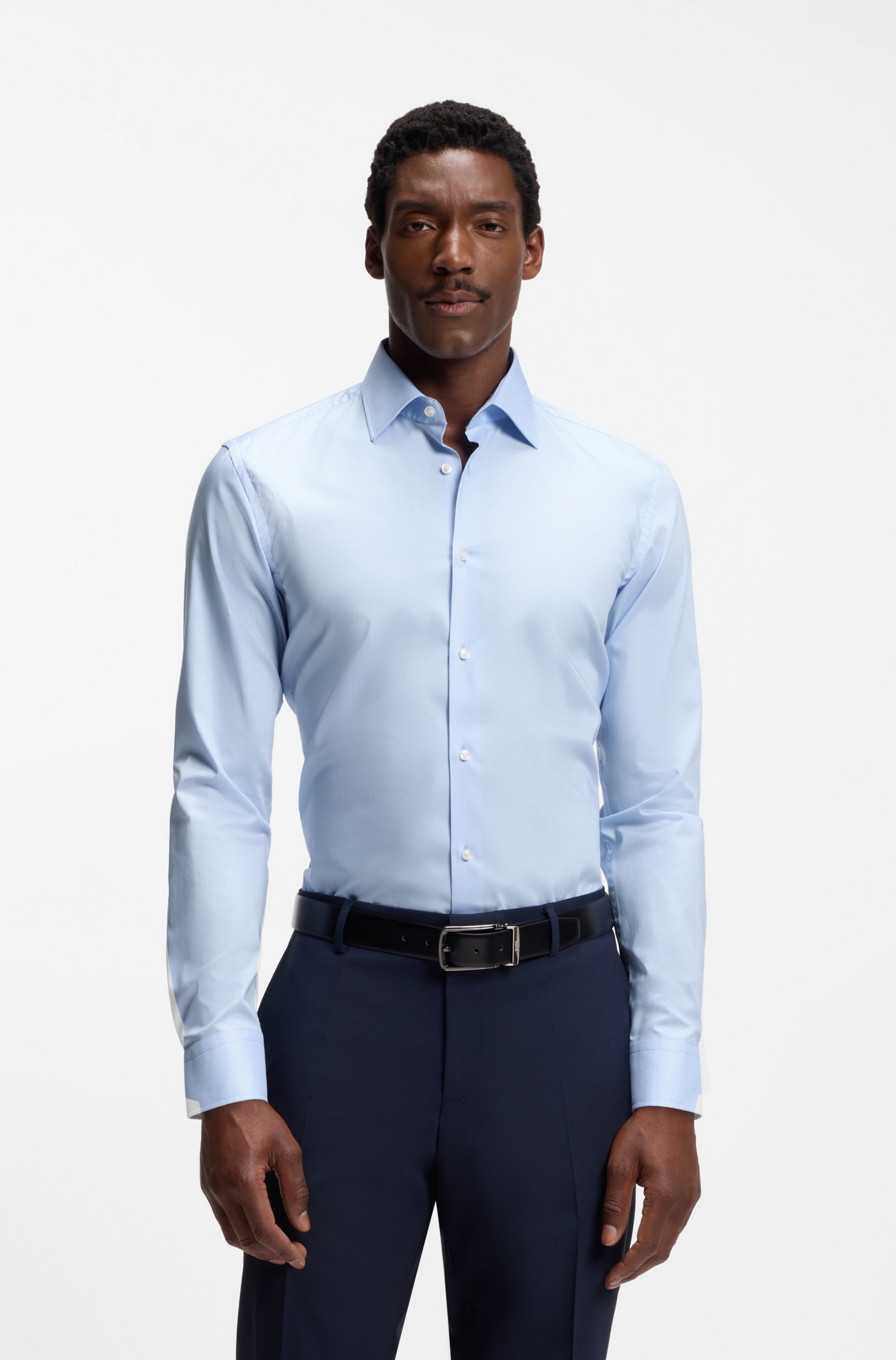 Slim-fit shirt in easy-iron cotton poplin