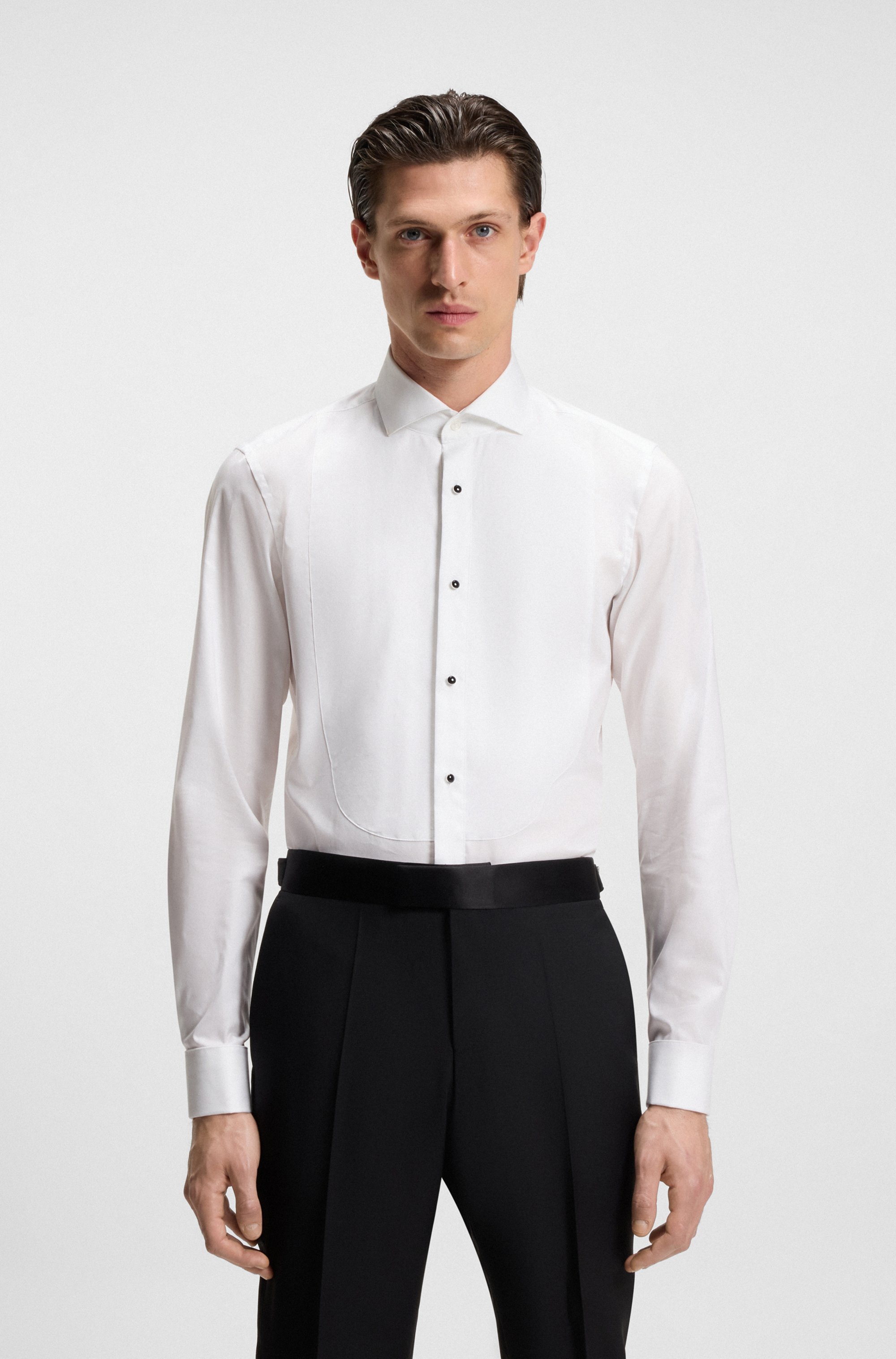 Slim-fit dress shirt in easy-iron stretch-cotton poplin