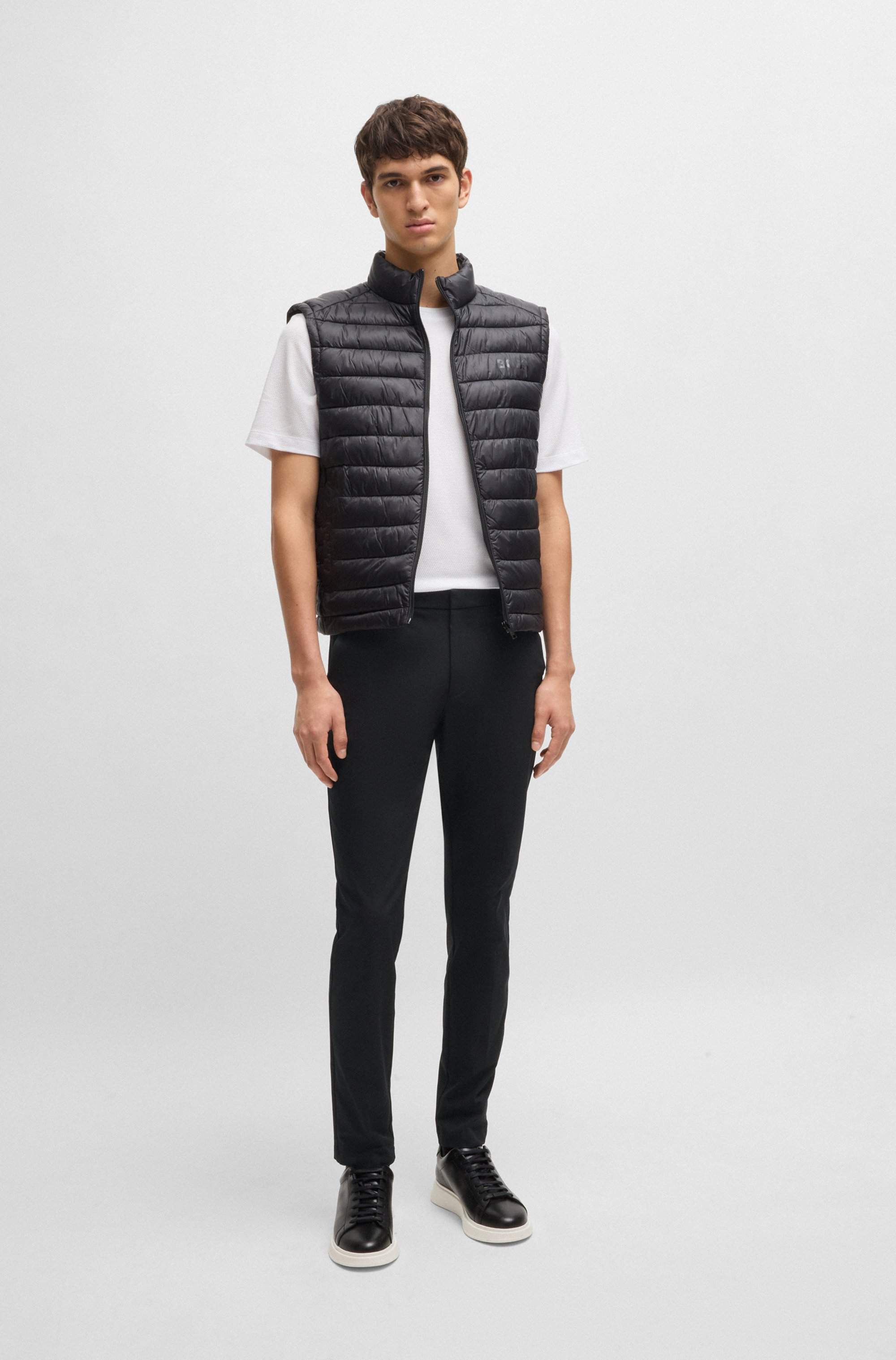 Slim-fit trousers in a stretch cotton blend