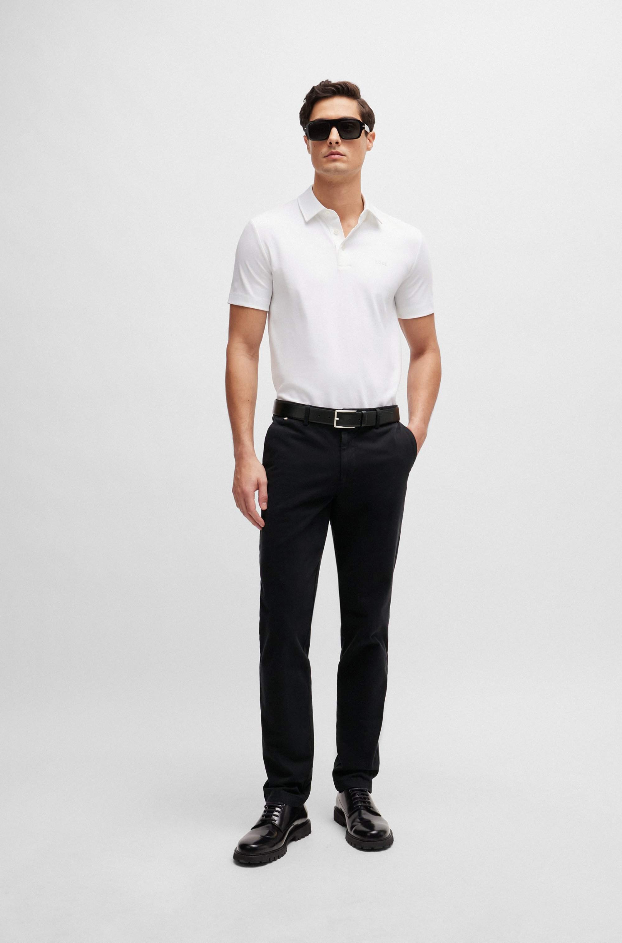Slim-fit chinos in stretch-cotton gabardine