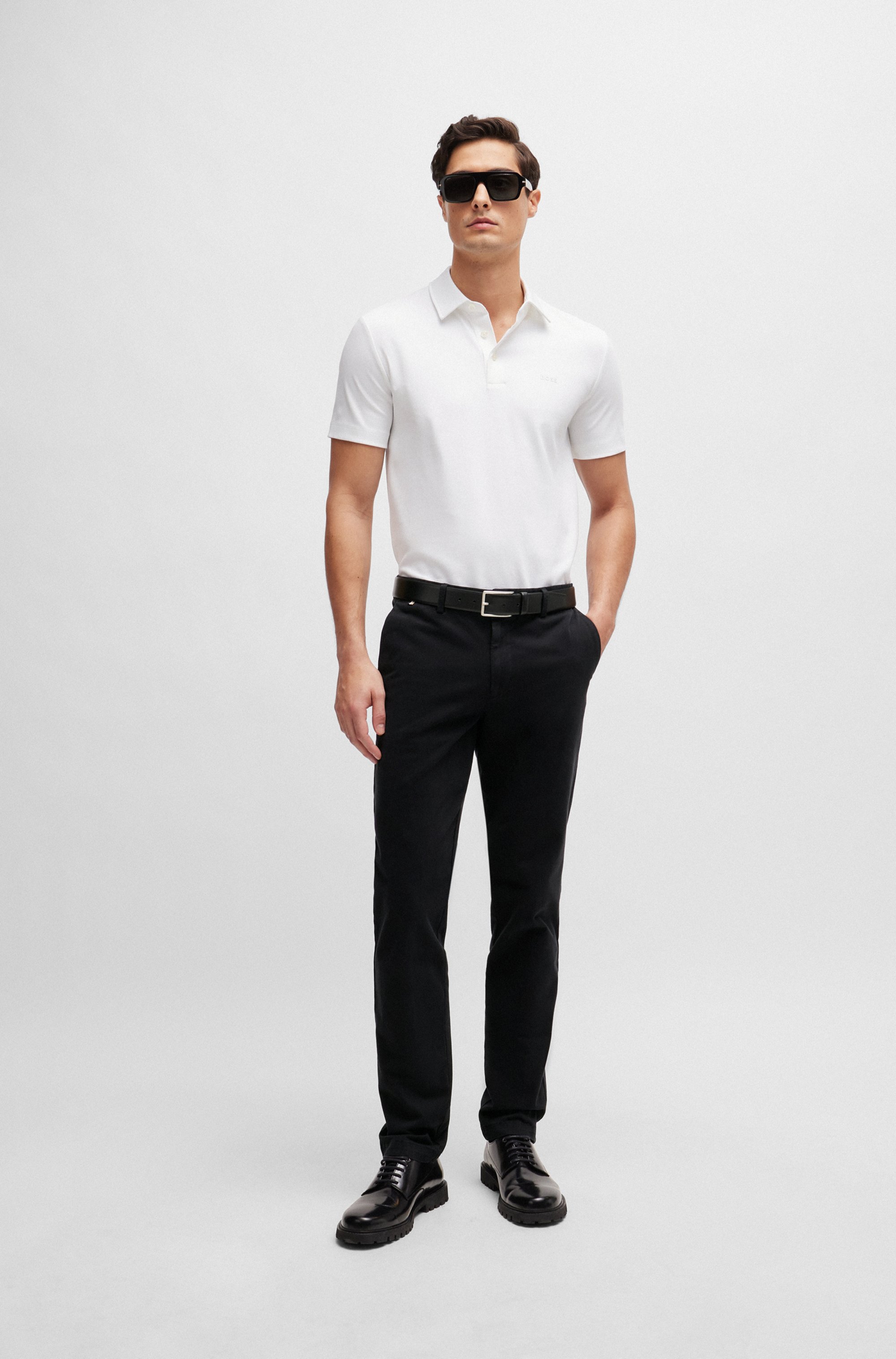 Slim-fit chinos in stretch-cotton gabardine