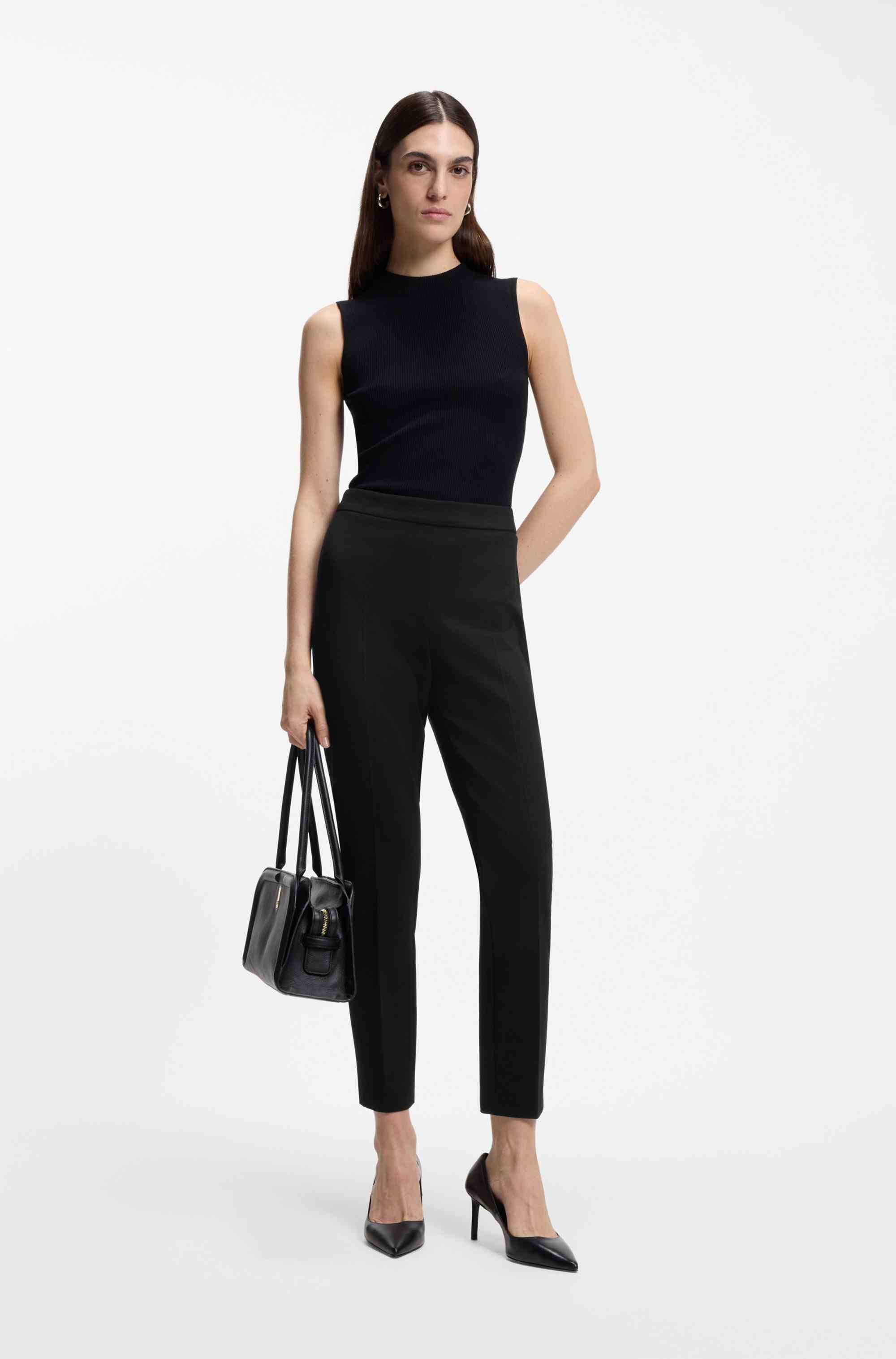 Regular-fit trousers in stretch fabric with tapered leg
