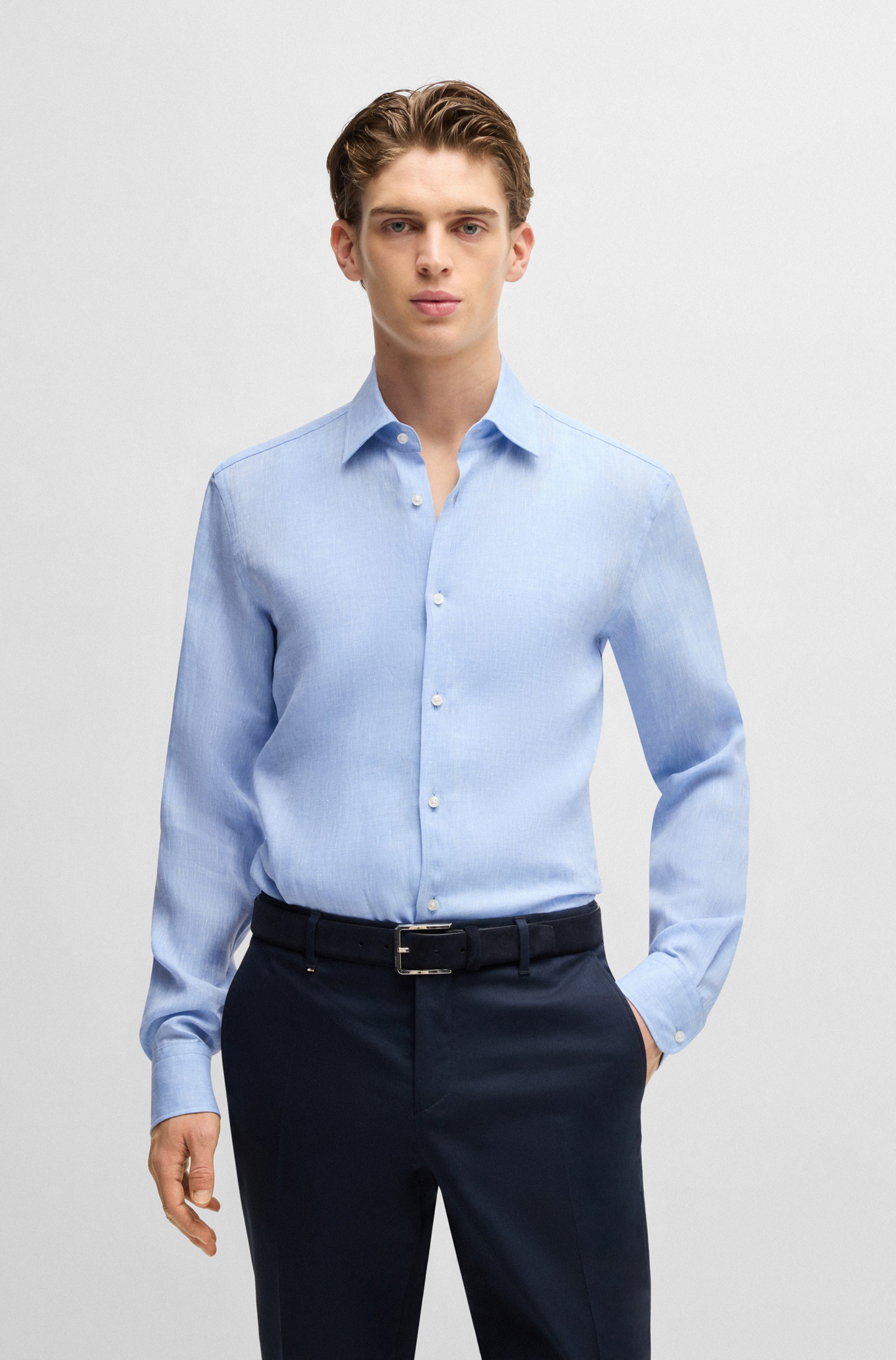 Slim-fit shirt in Italian-made linen