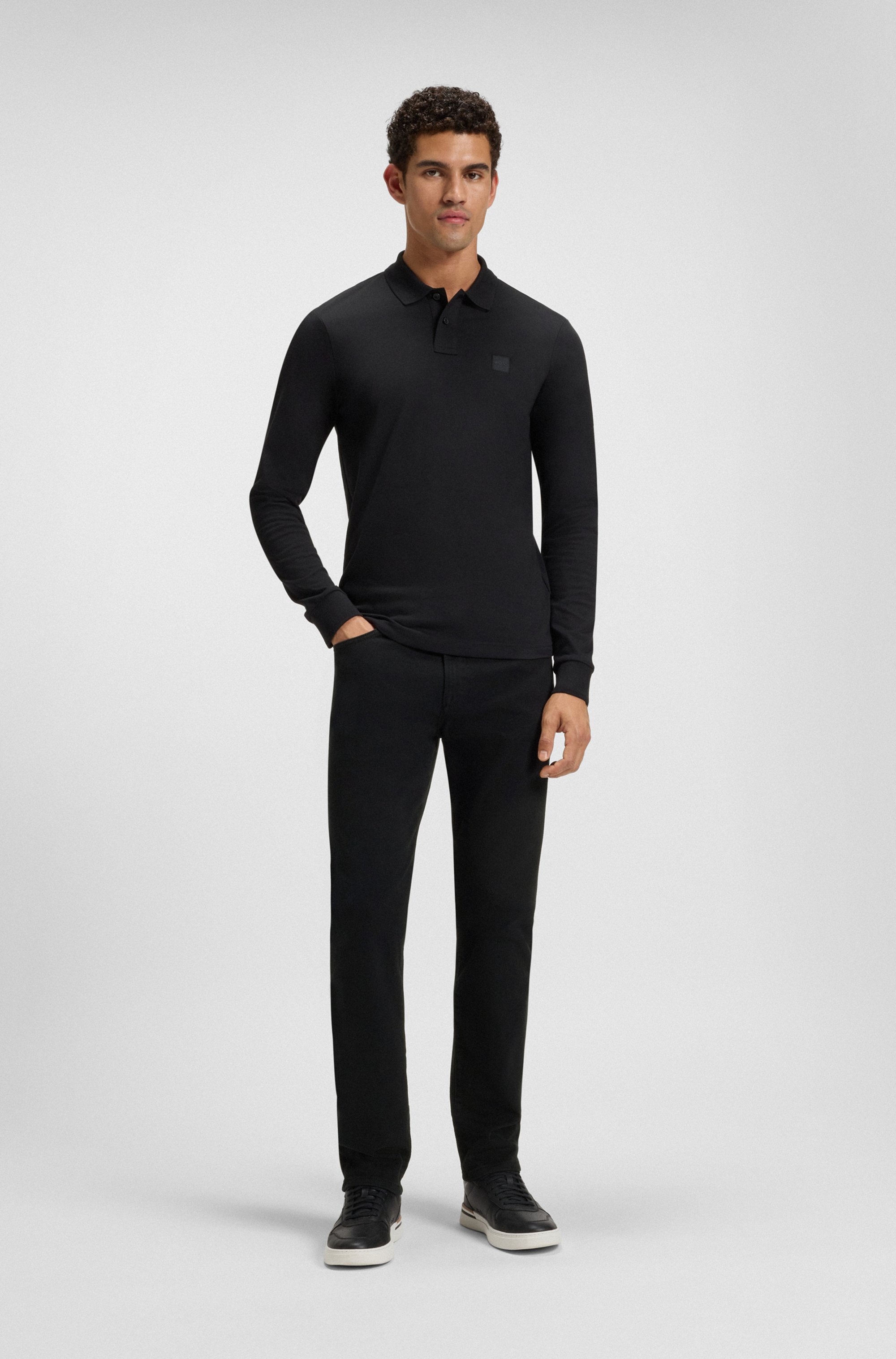 Maine Regular-fit jeans in stay-black comfort-stretch denim