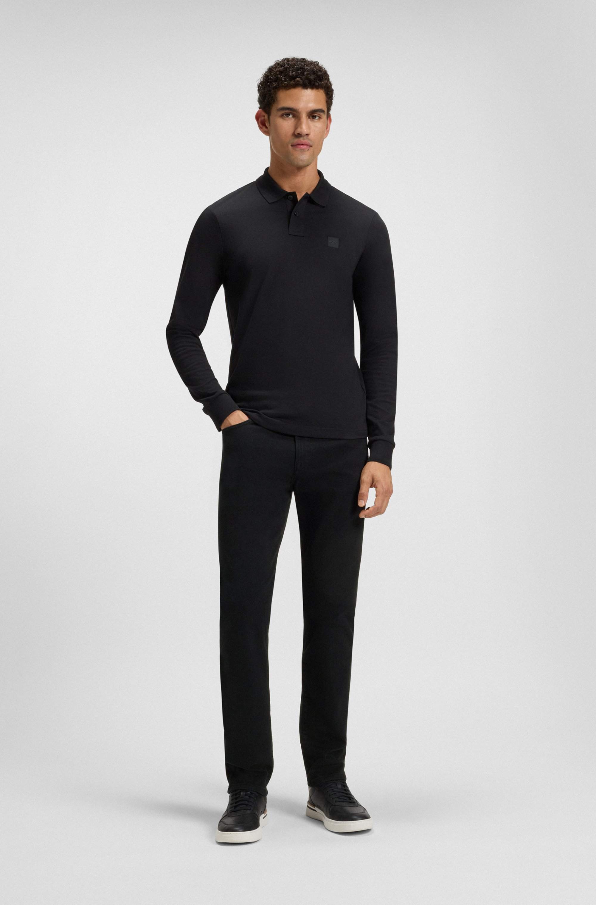 Maine Regular-fit jeans in stay-black comfort-stretch denim