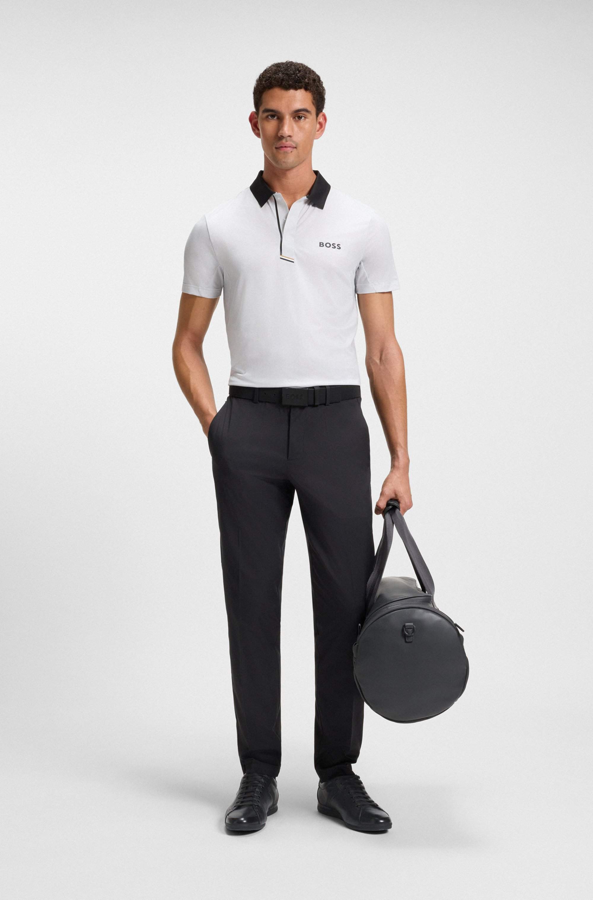 Leather trainers with odour-control lining