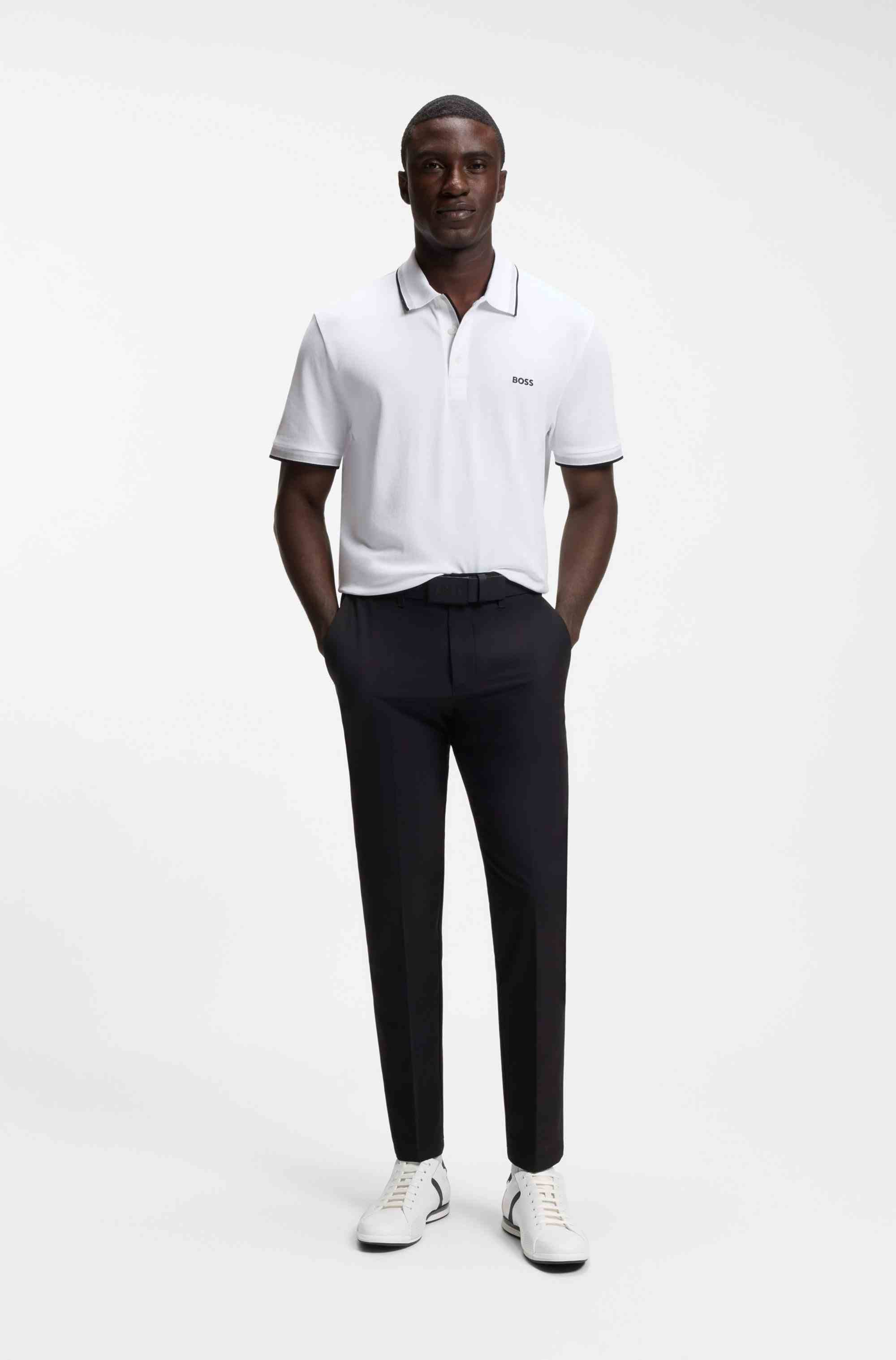 Leather trainers with odour-control lining