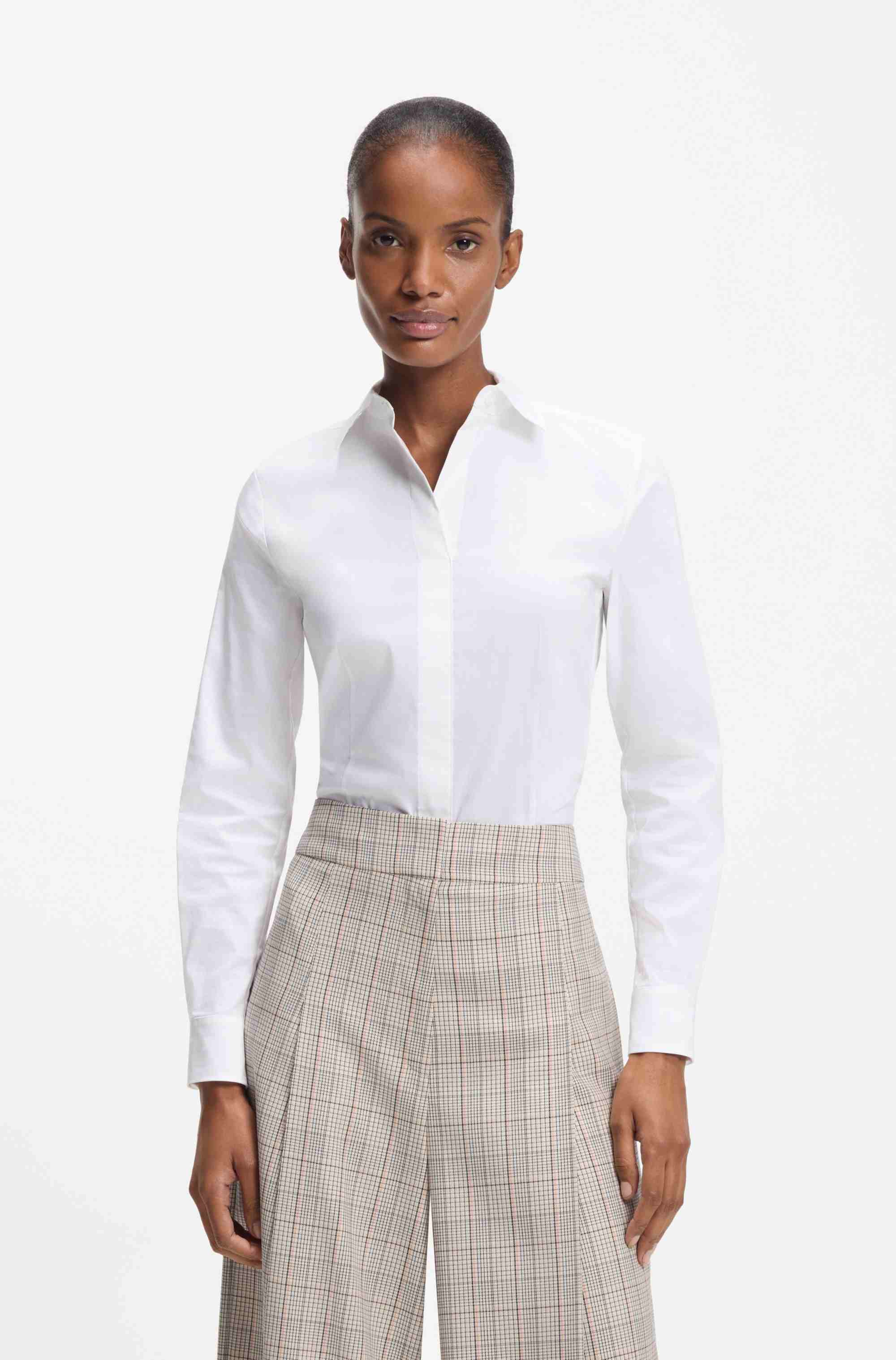 Regular-fit blouse in a cotton blend