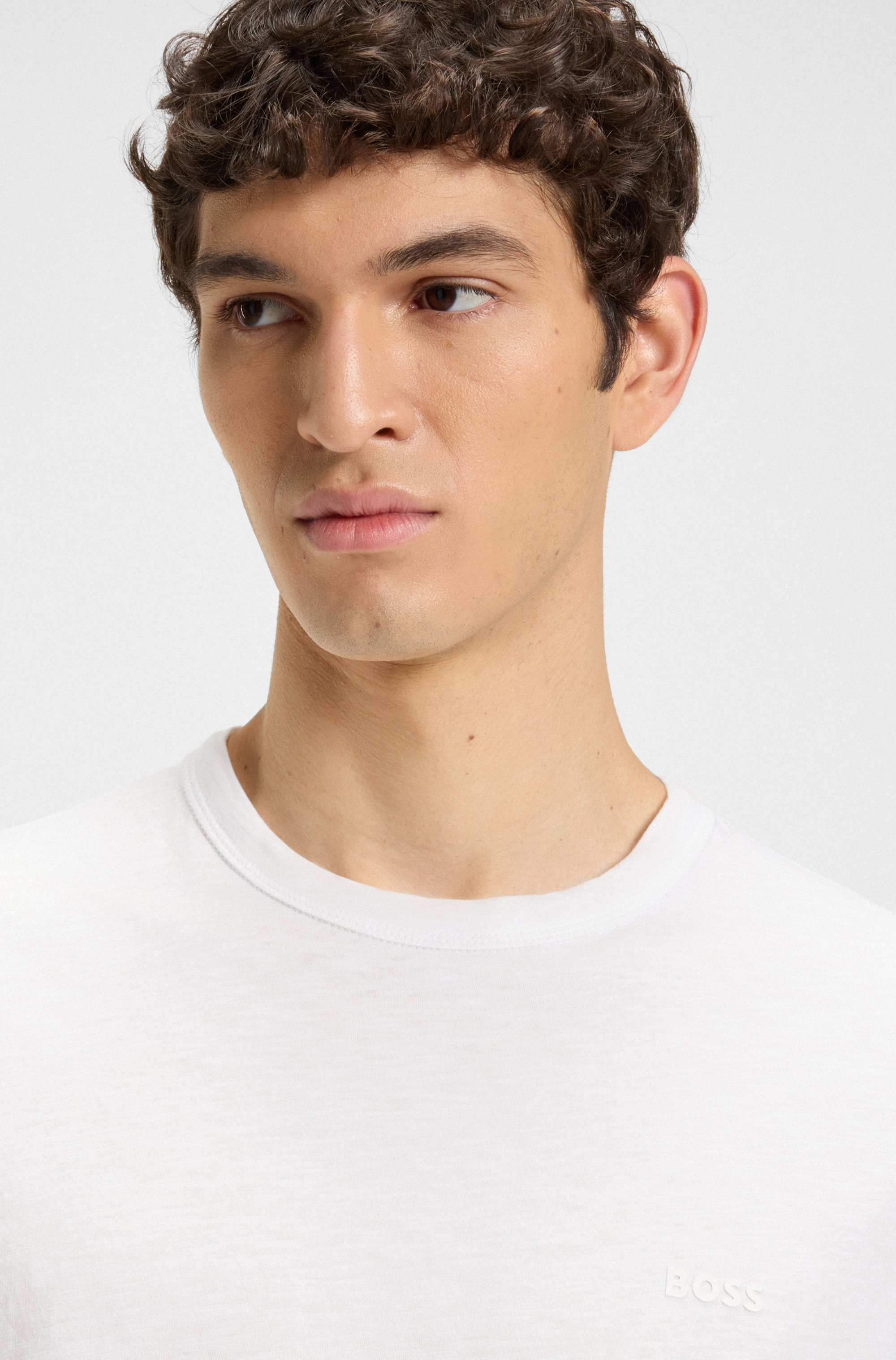 Regular-fit T-shirt in slub cotton with logo detail