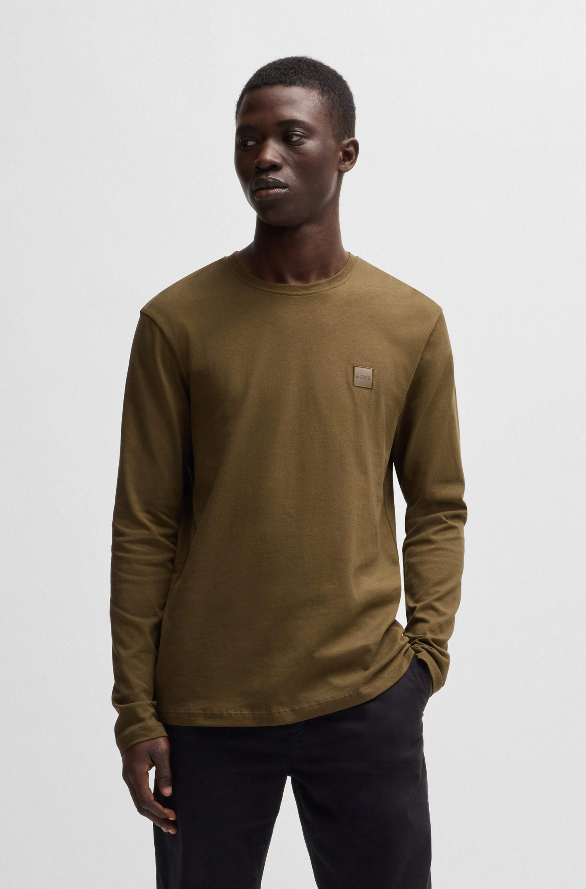 Long-sleeved T-shirt in cotton with woven logo patch