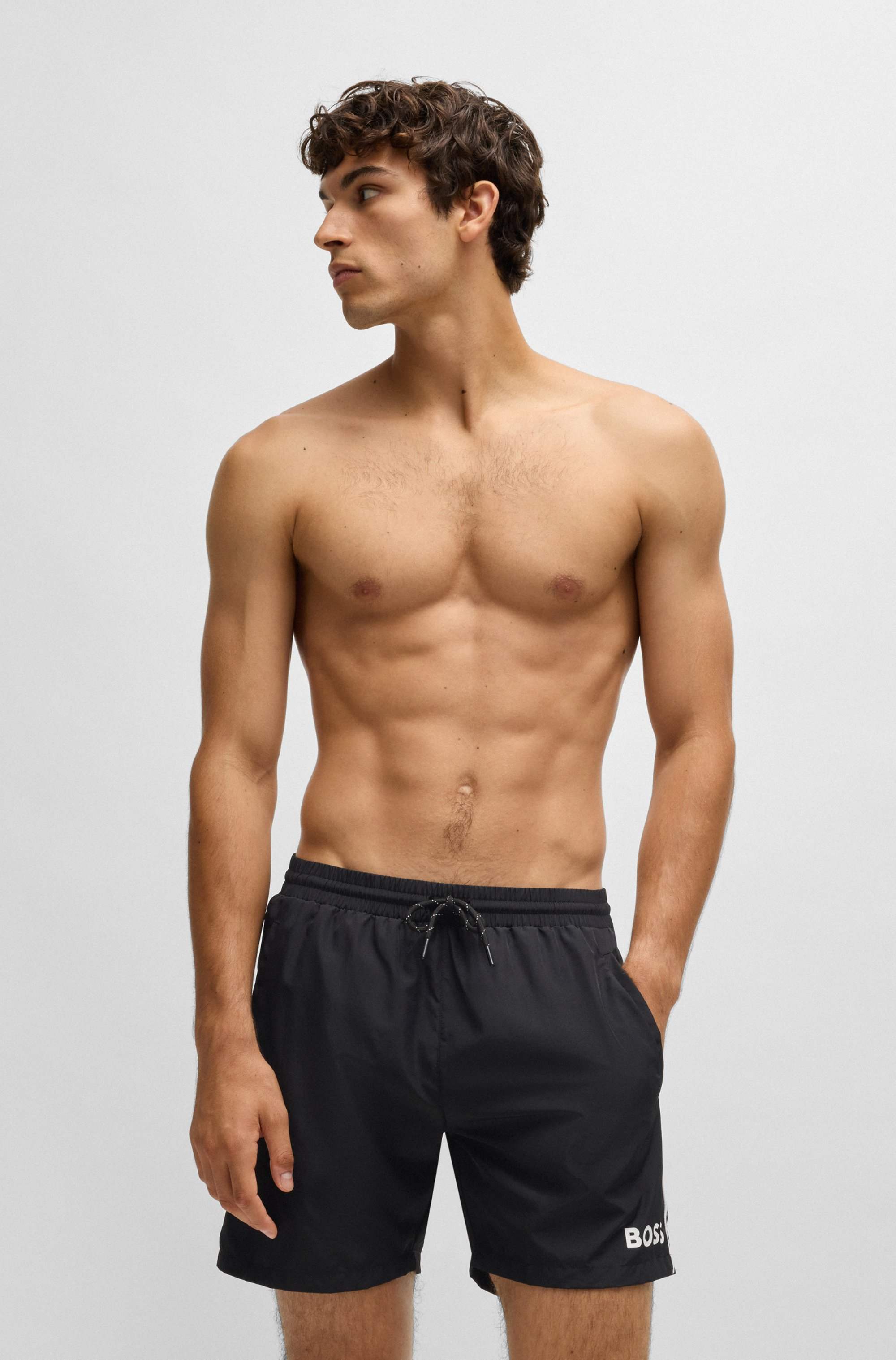 Quick-drying swim shorts with contrast details