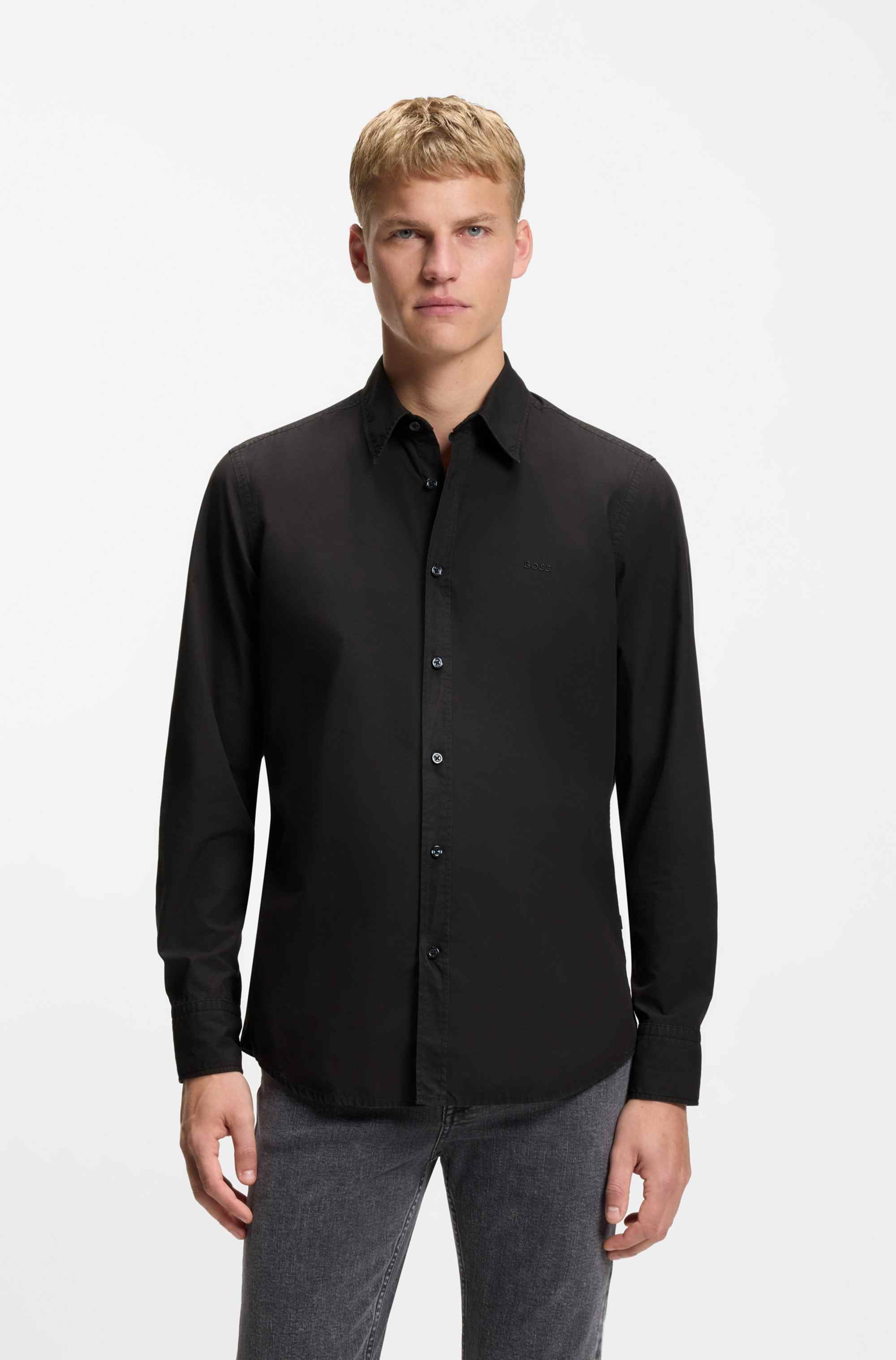 Regular-fit shirt in cotton poplin
