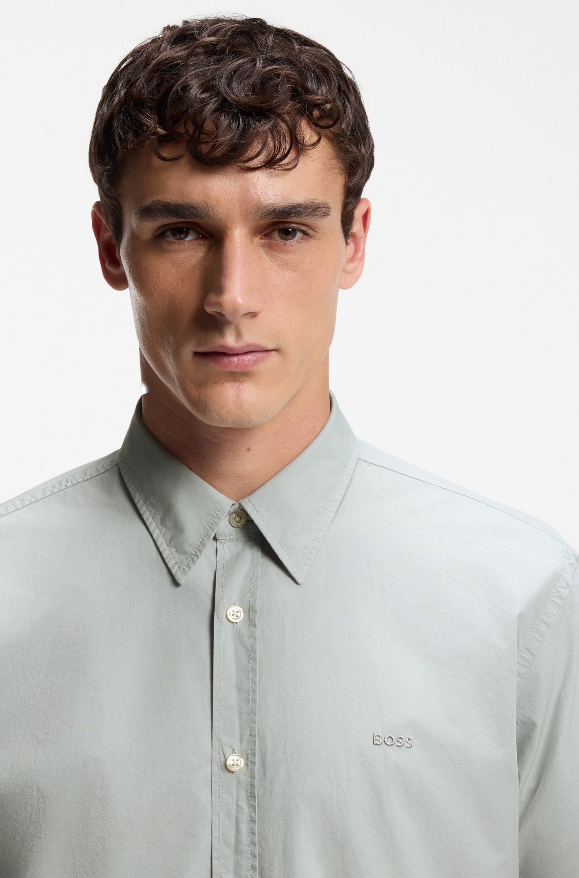 Regular-fit shirt in cotton poplin