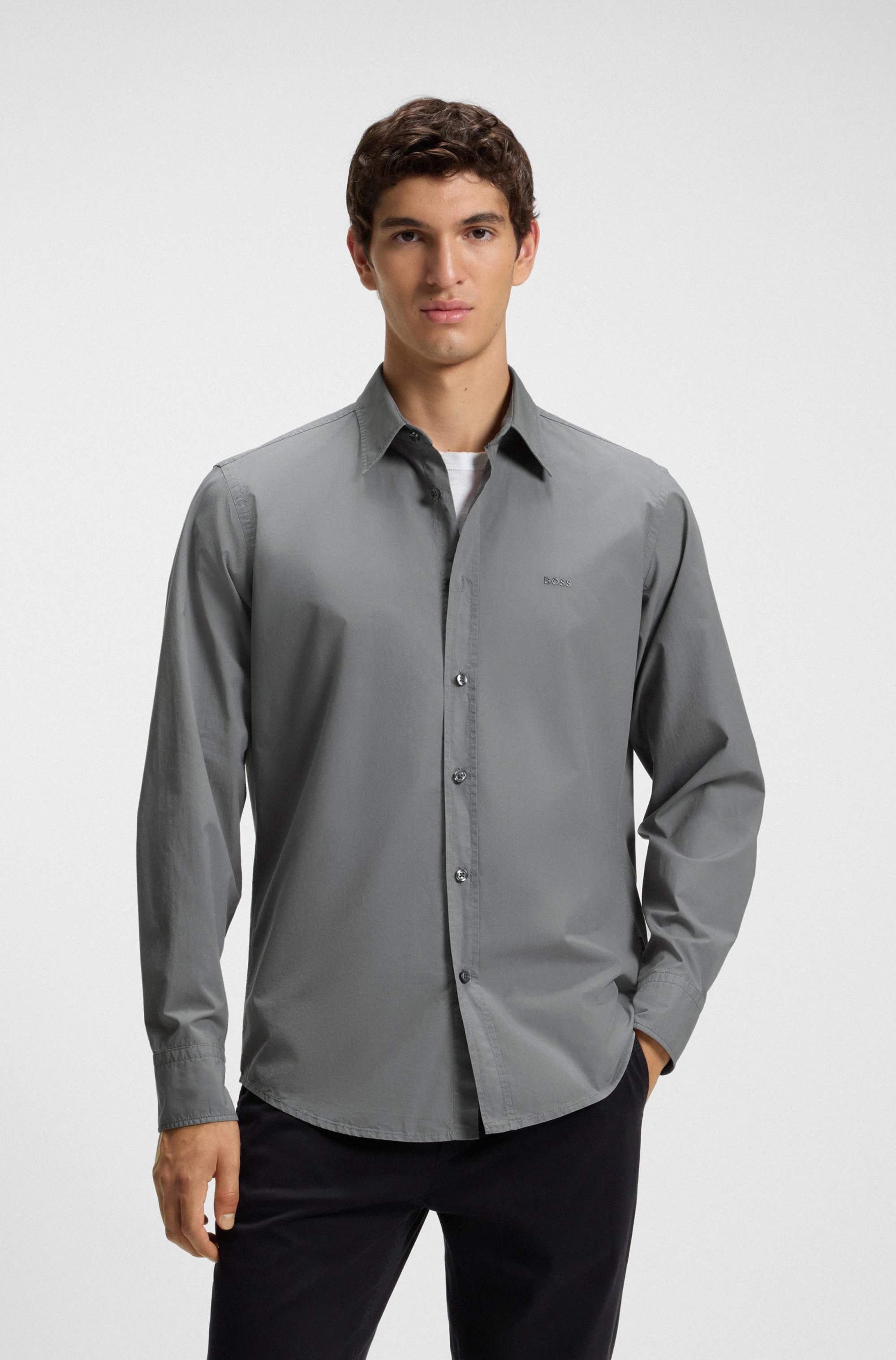 Regular-fit shirt in cotton poplin