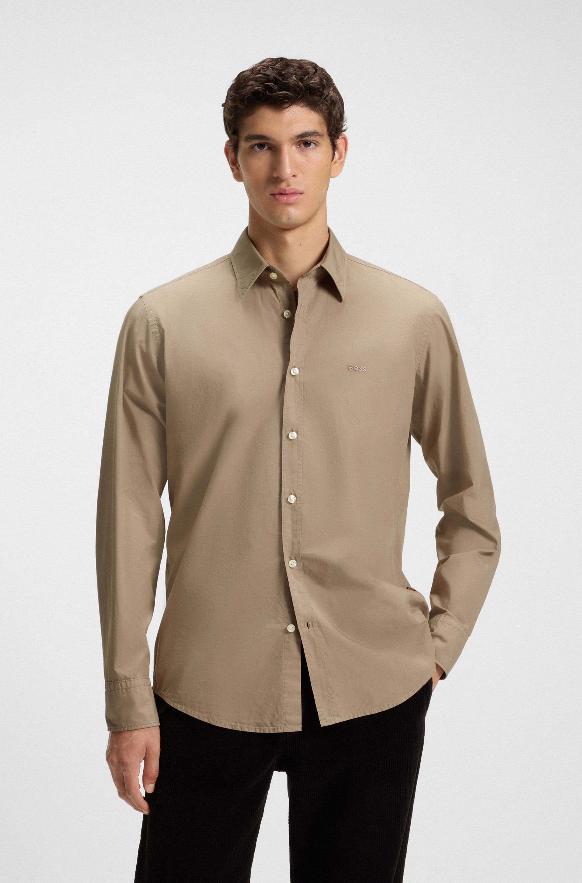 Regular-fit shirt in cotton poplin