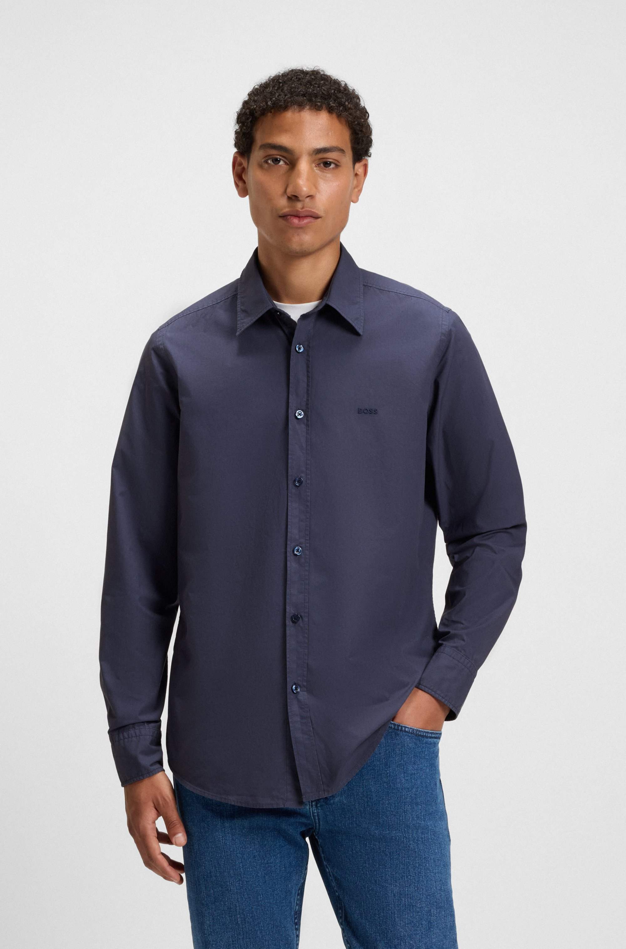 Regular-fit shirt in cotton poplin