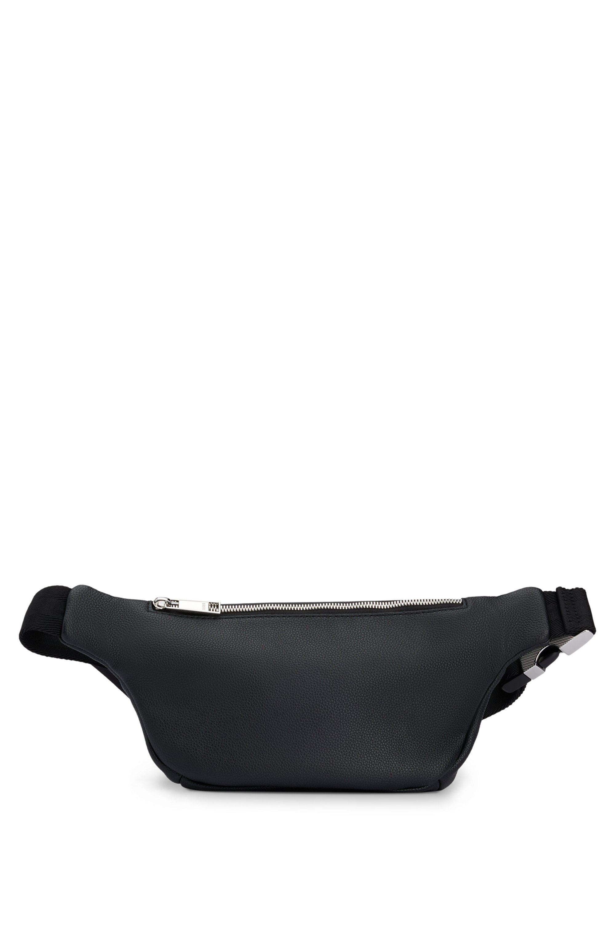 Belt bag in grained material