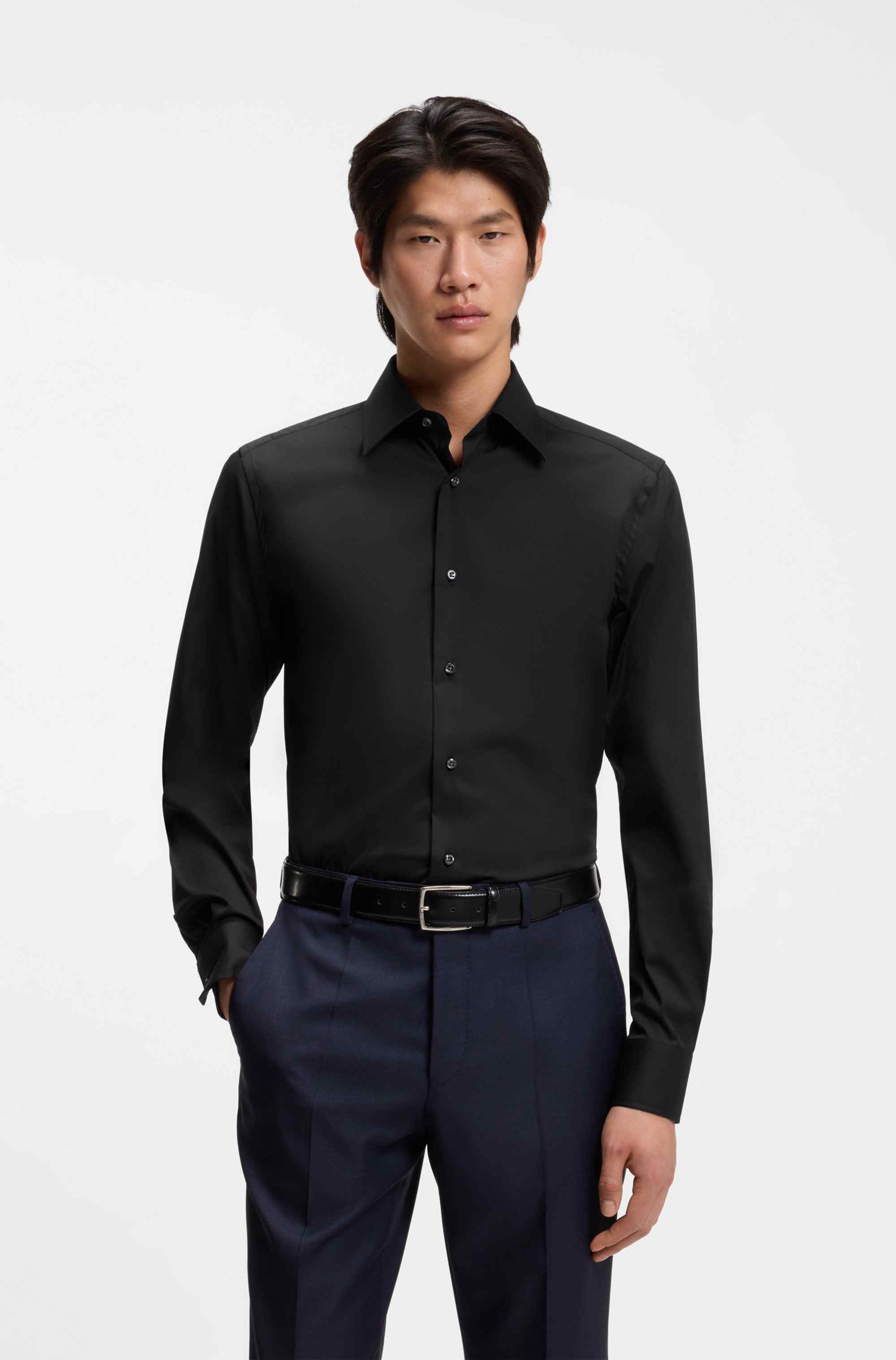 Slim-fit shirt in cotton-blend stretch poplin