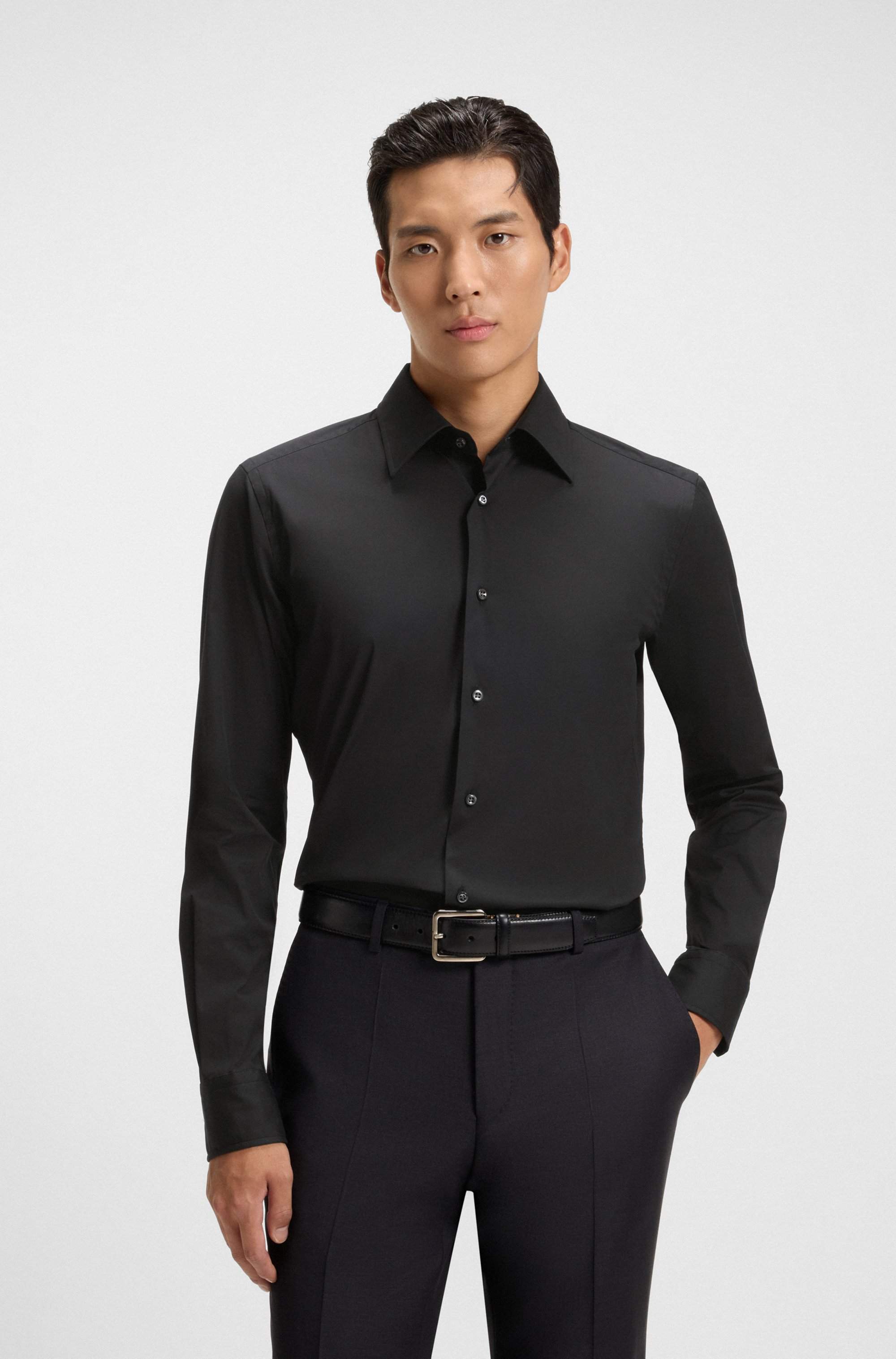 Slim-fit shirt in cotton-blend stretch poplin