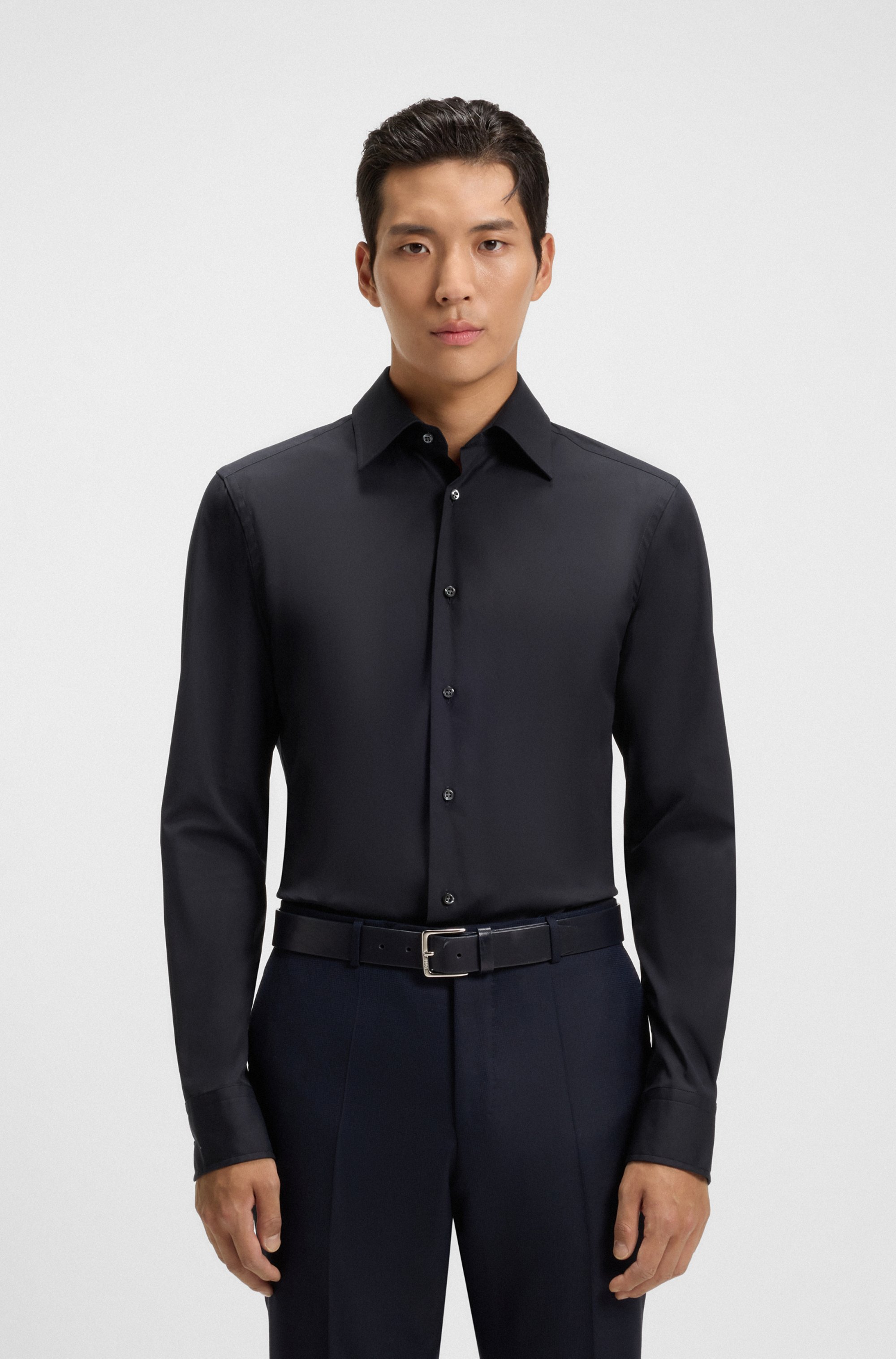 Slim-fit shirt in cotton-blend stretch poplin