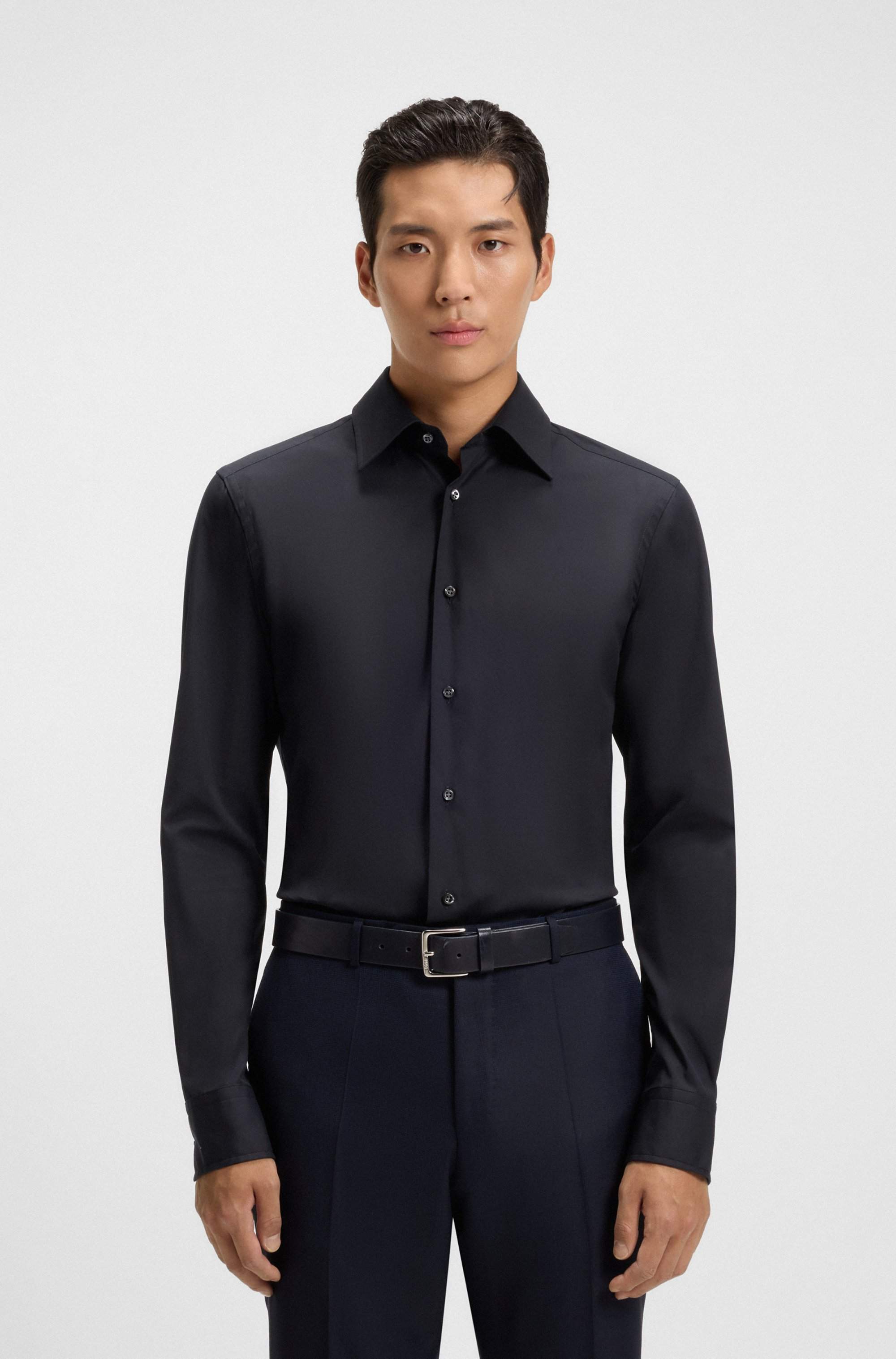 Slim-fit shirt in cotton-blend stretch poplin