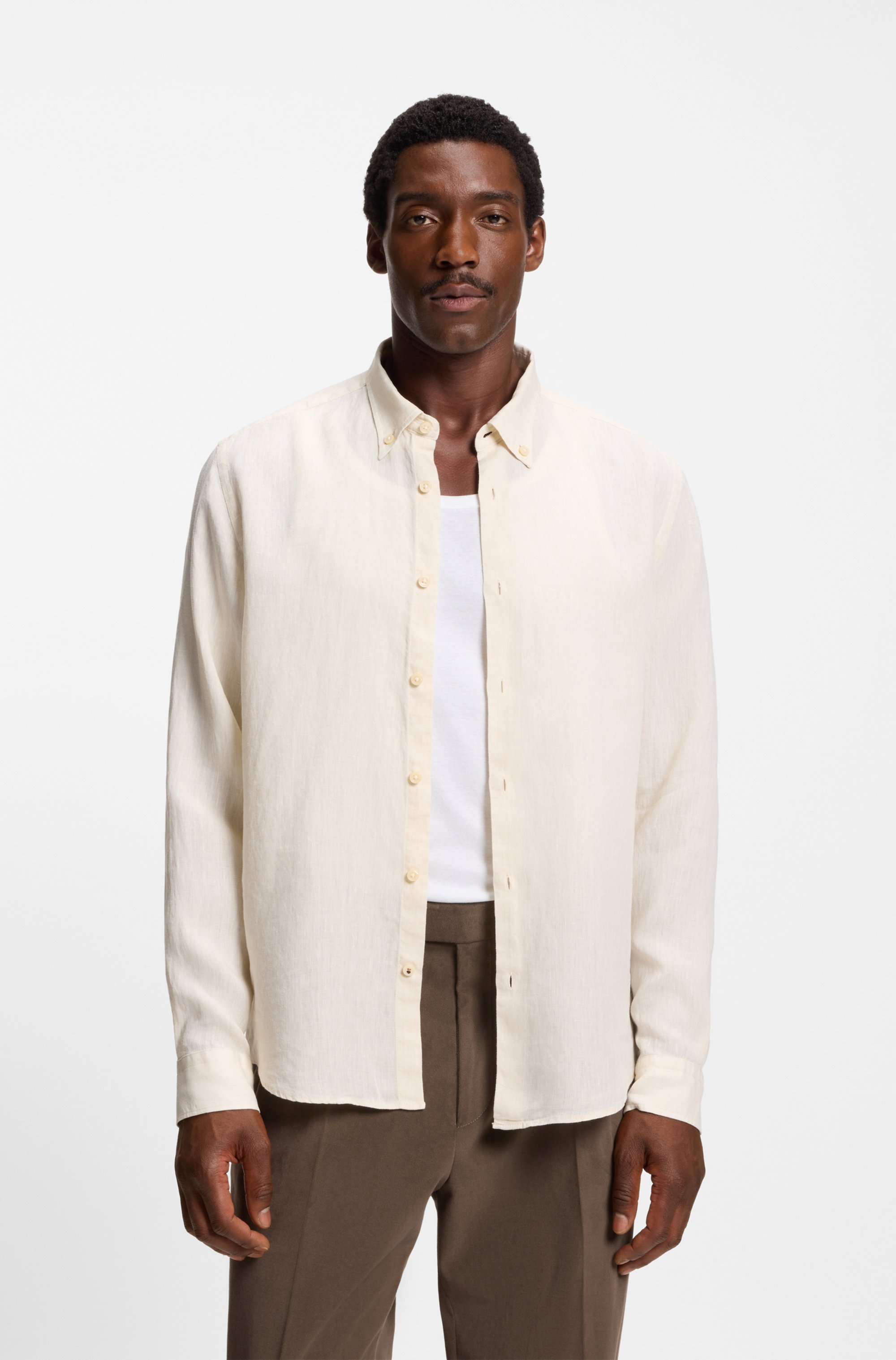 Regular-fit button-down shirt in linen