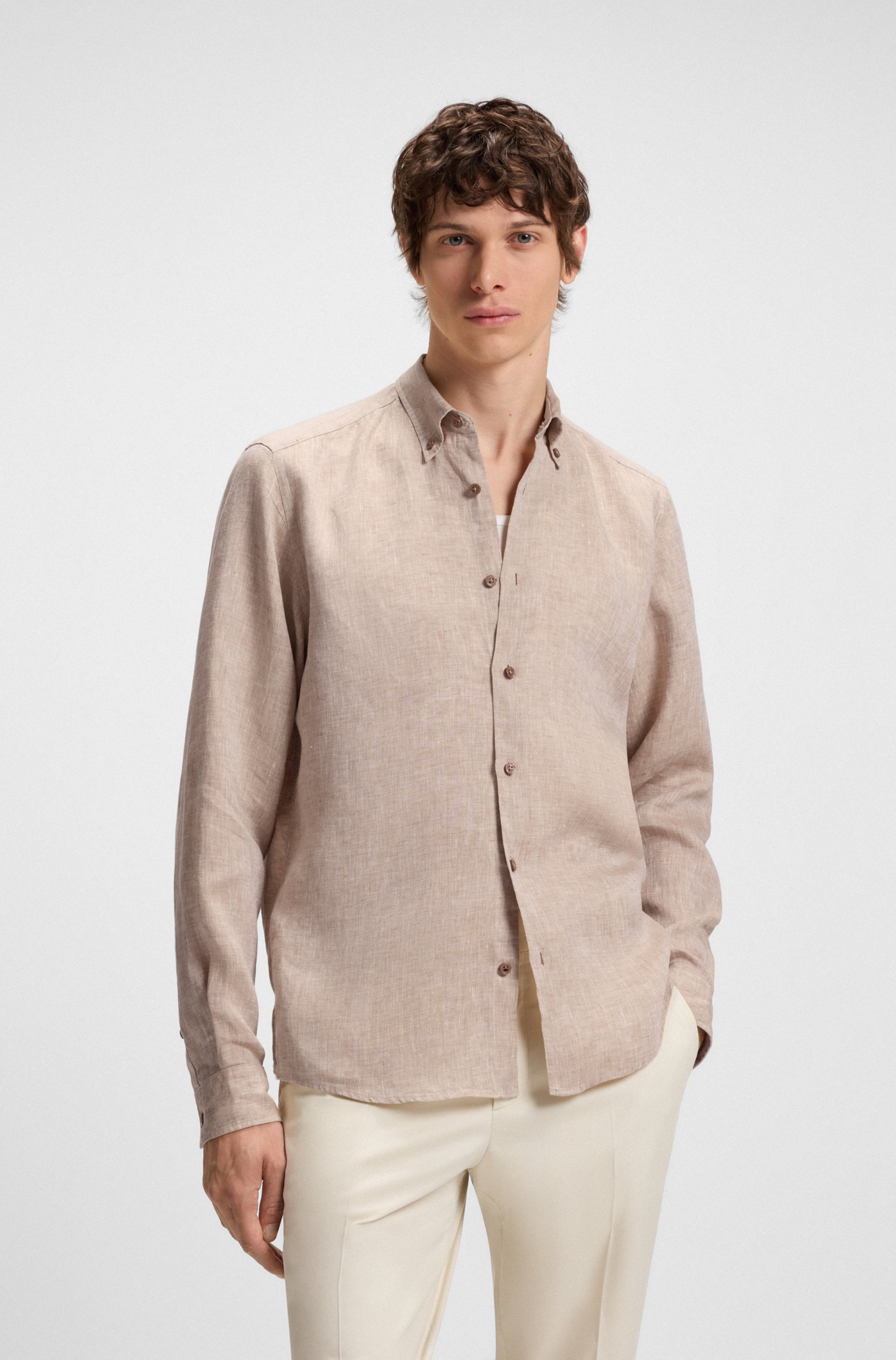 Regular-fit button-down shirt in linen