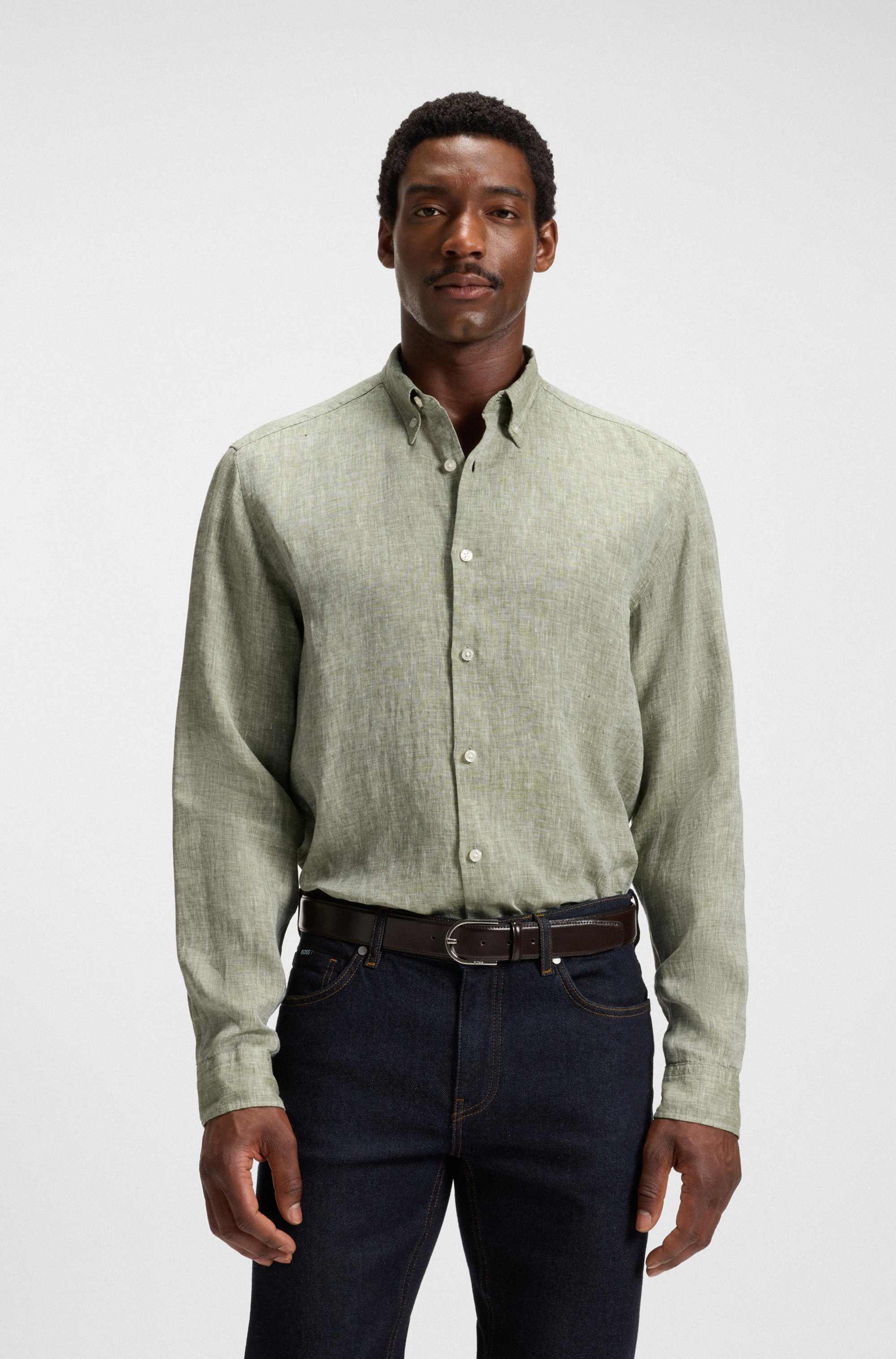 Regular-fit button-down shirt in linen