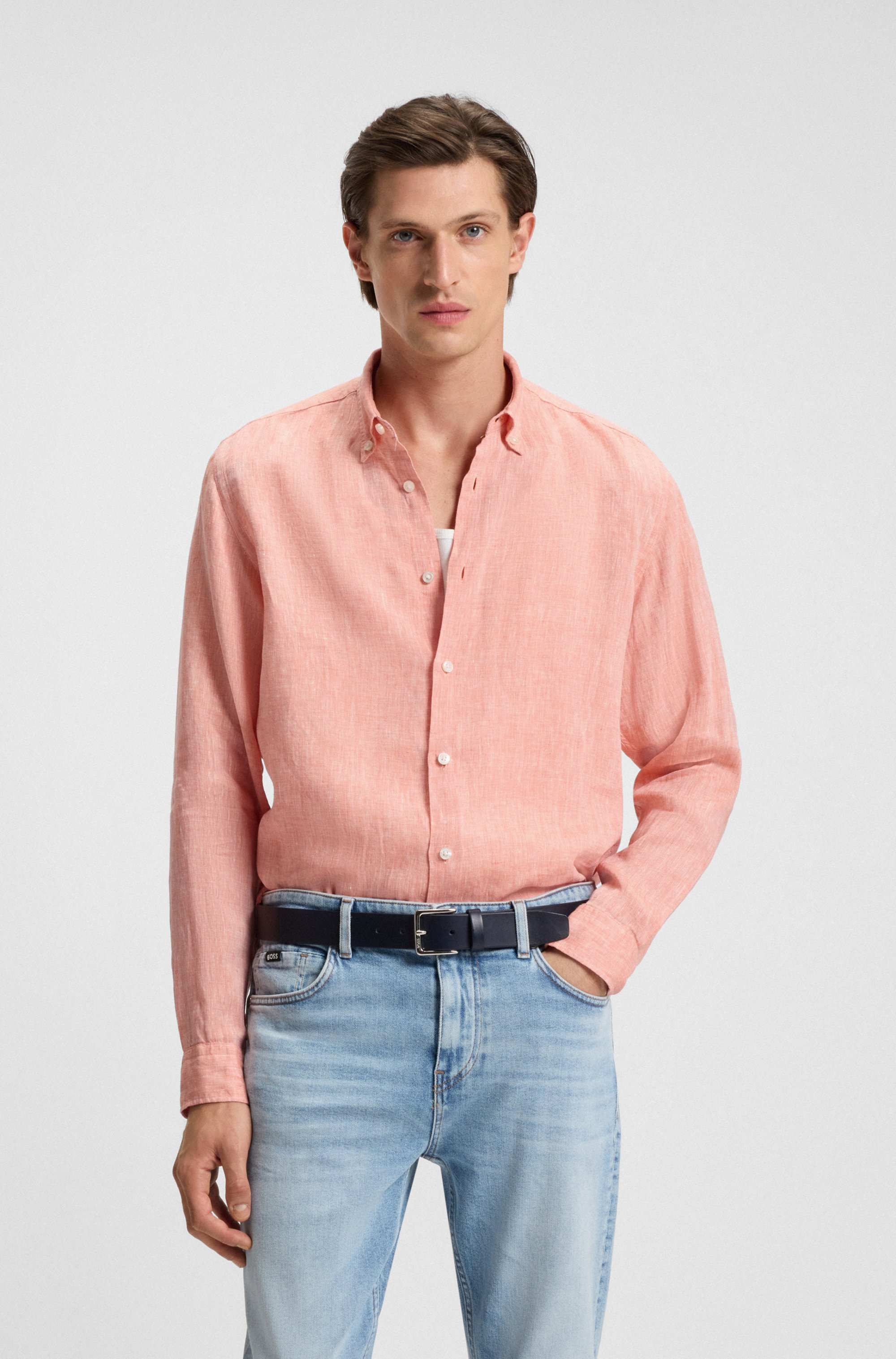 Regular-fit button-down shirt in linen